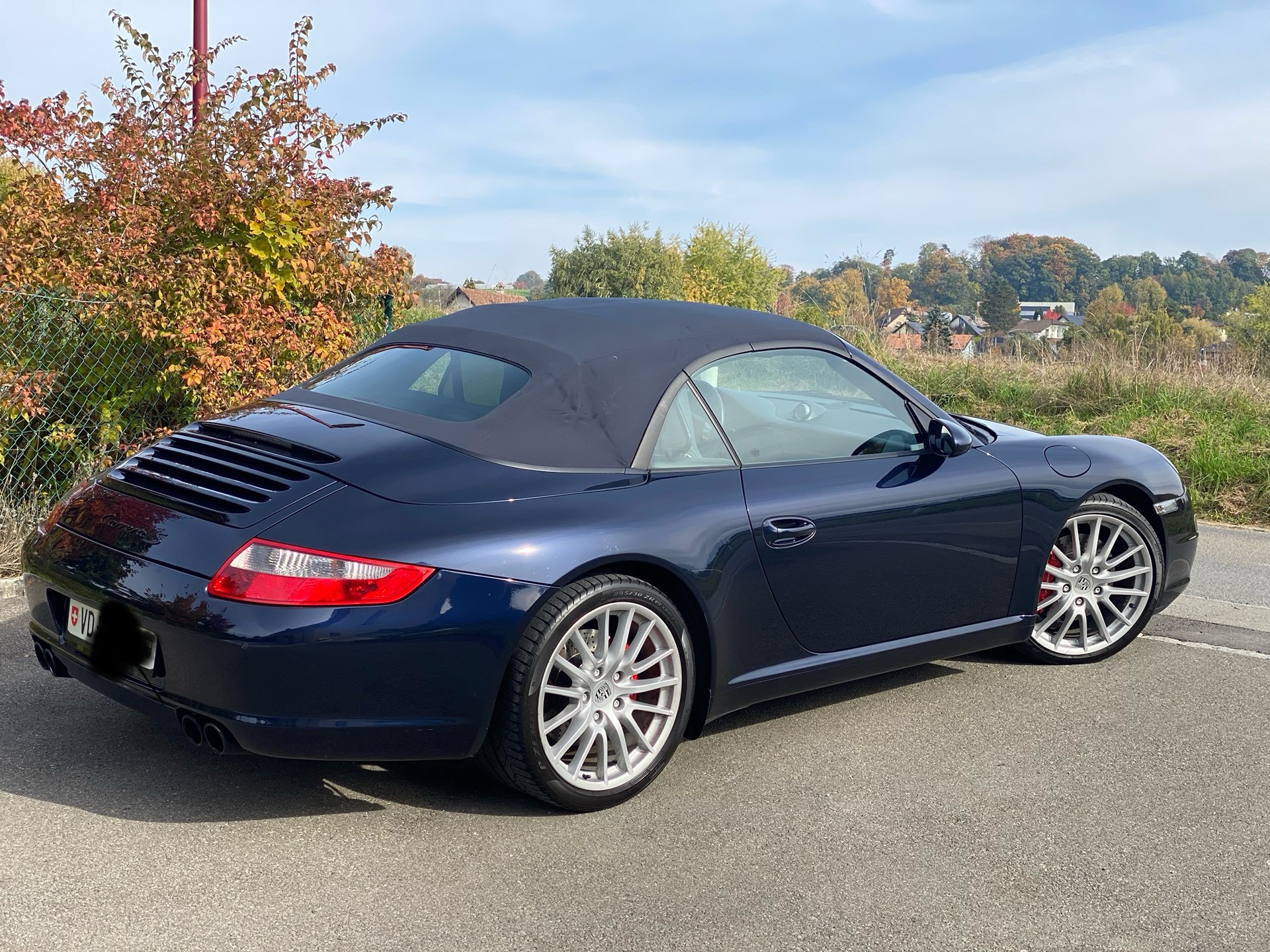 PORSCHE 911 Cabrio Carrera S-image-2