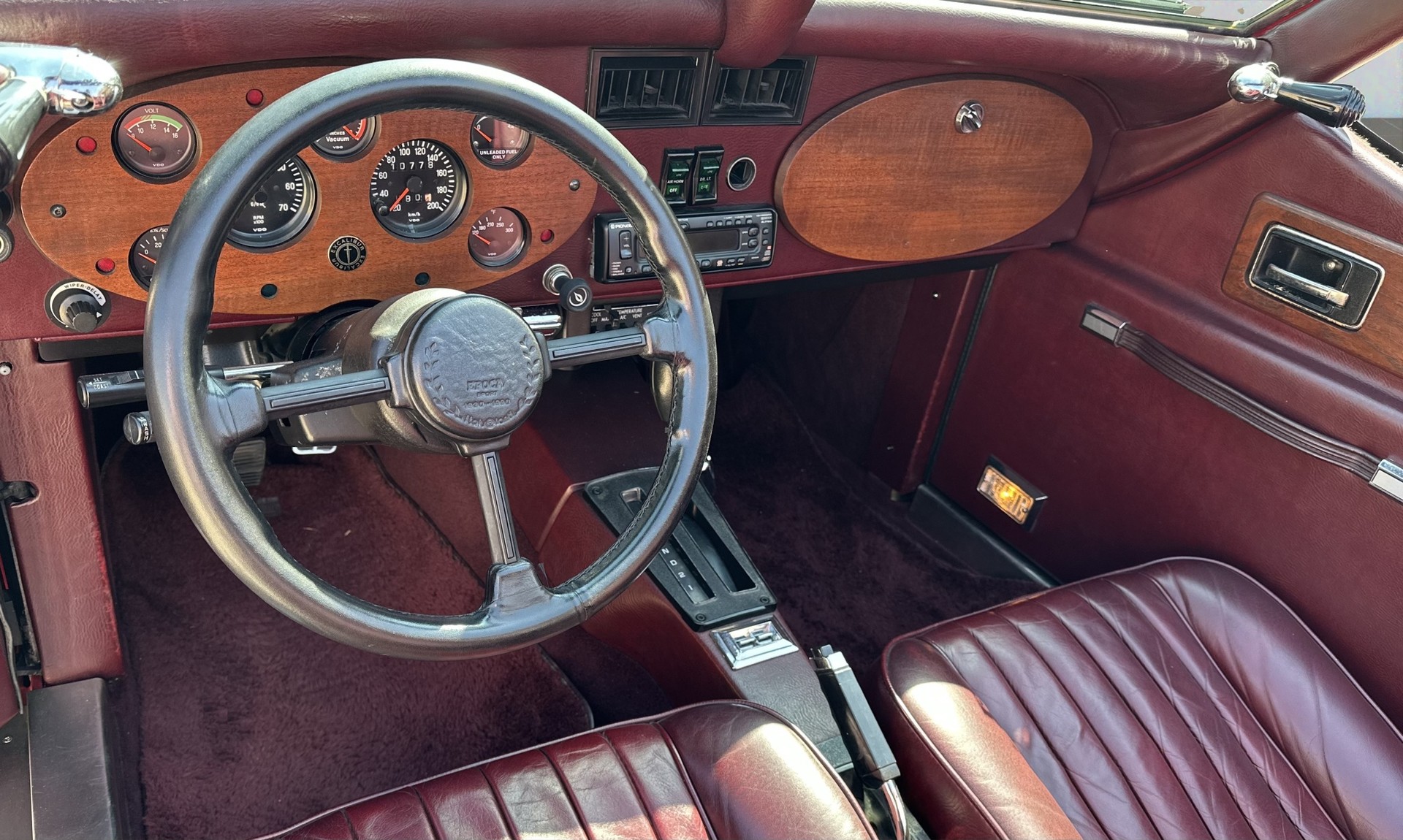 EXCALIBUR Roadster-image-10