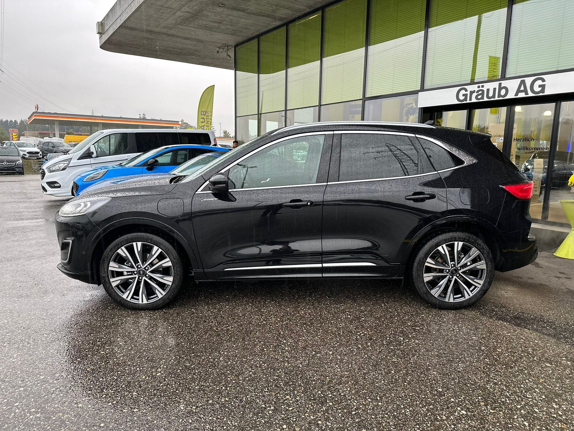 FORD Kuga 2.5 PHEV Vignale 2WD-image-3