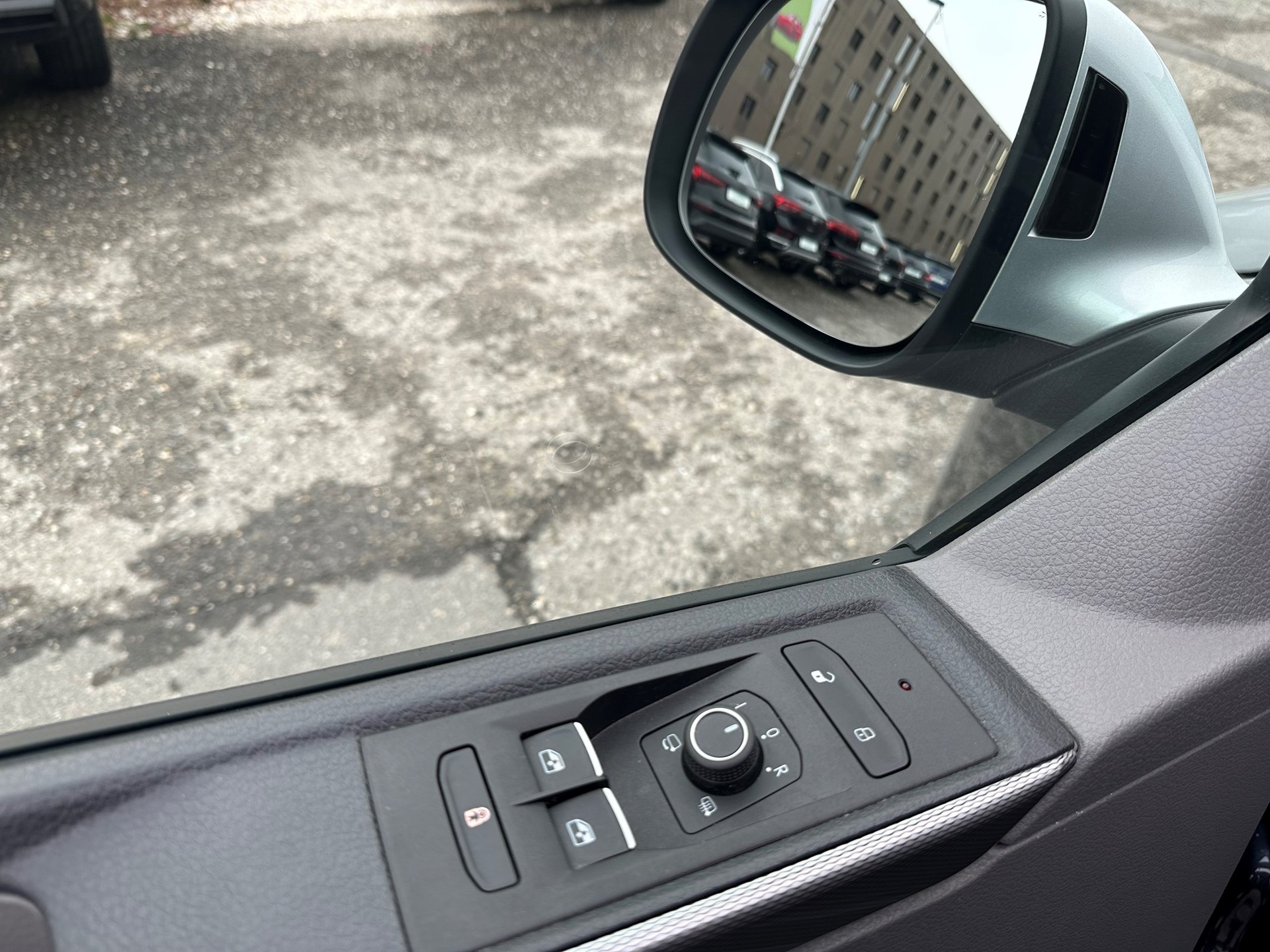 VW T6.1 California 2.0 Bi-TDI Ocean Liberty 4Motion-image-16