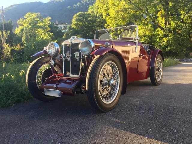MG J2-image-0