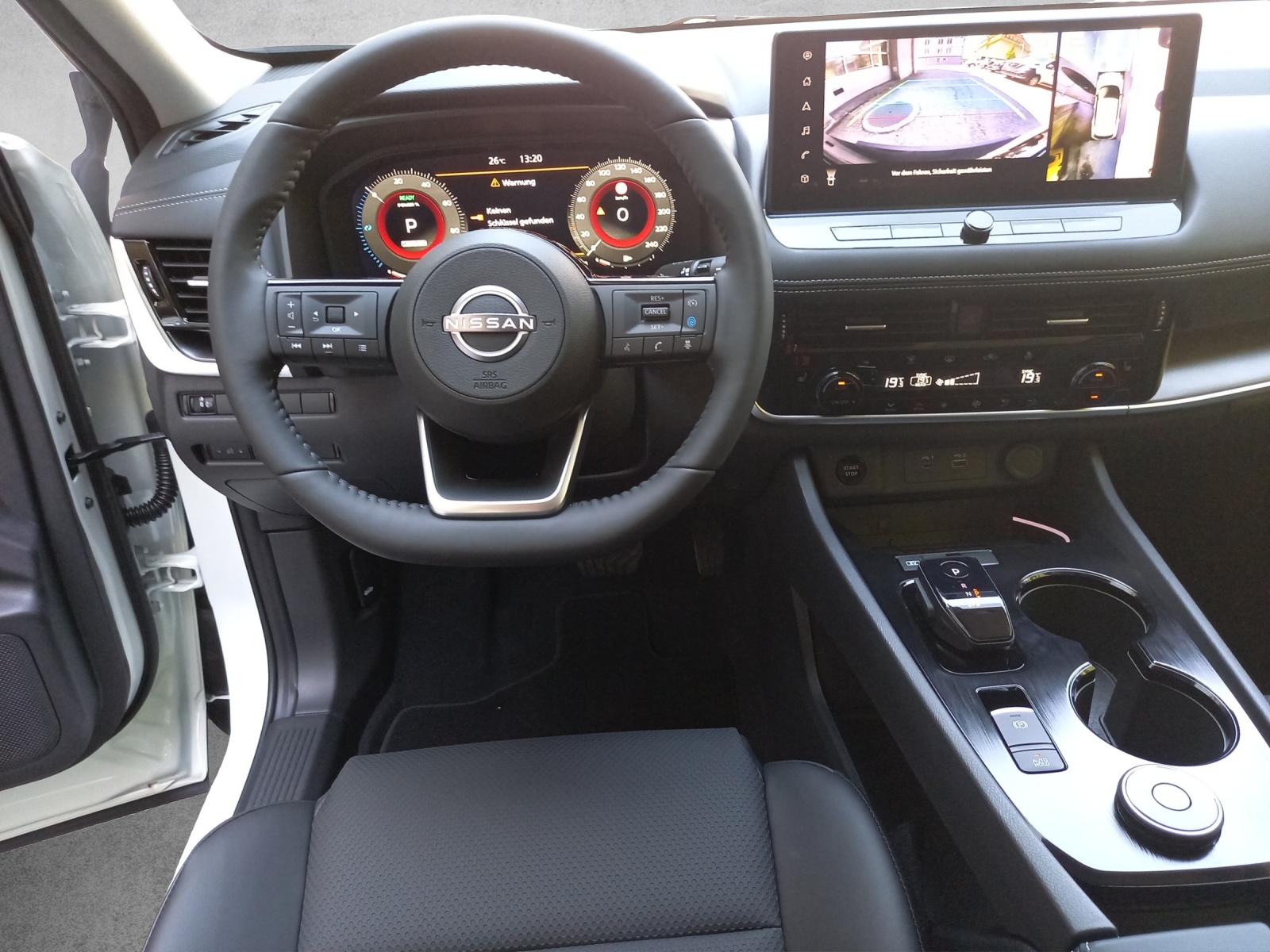 NISSAN X-Trail 1.5 VC-T N-Trek e-4orce-image-10