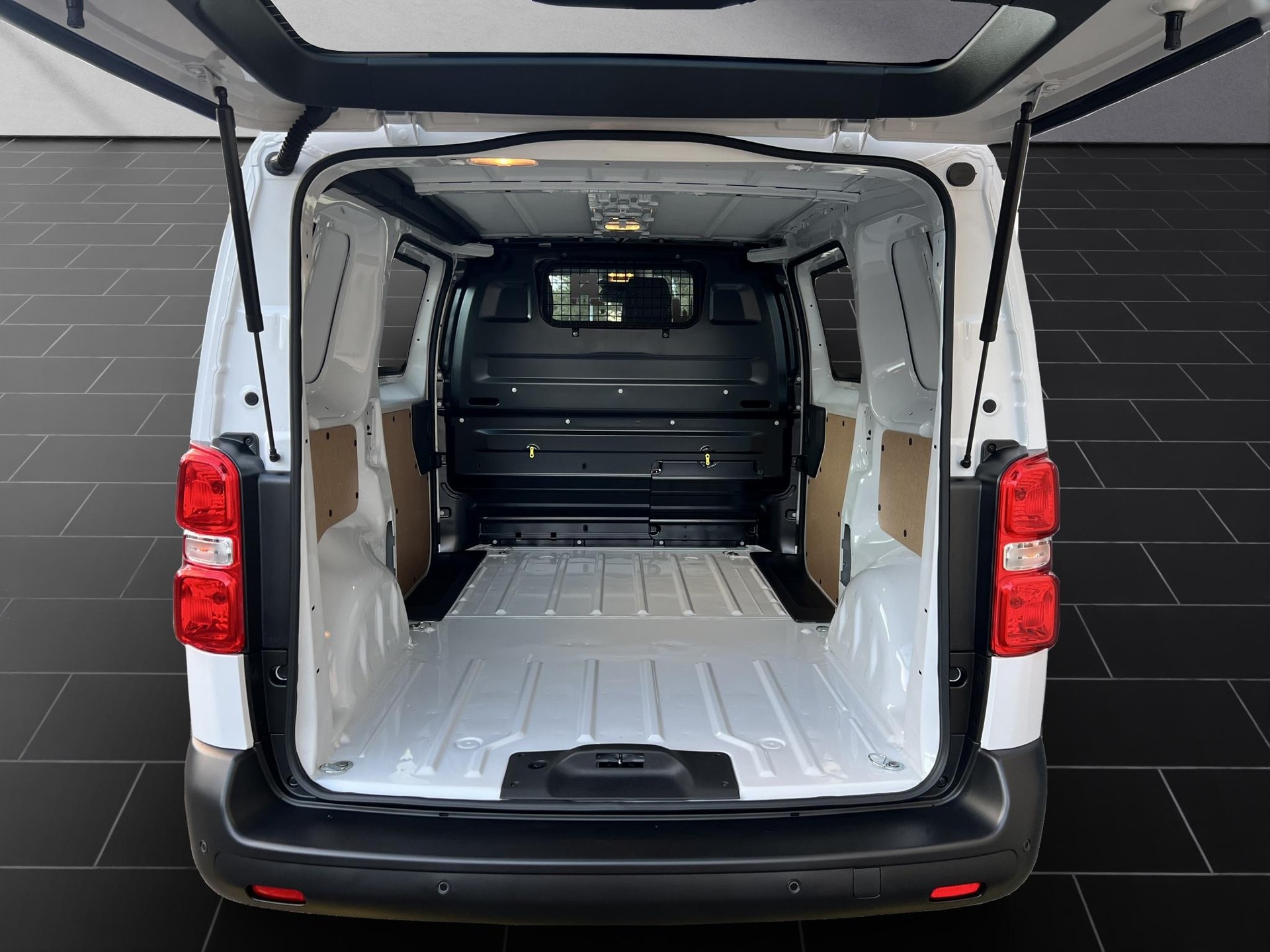 TOYOTA PROACE Van L1 1.5 D Active-image-9
