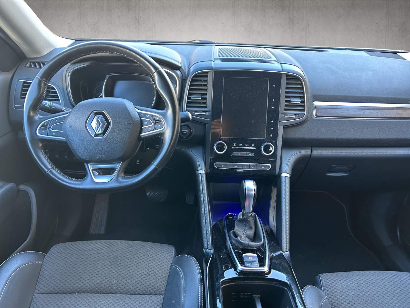 RENAULT Koleos 2.0 dCi Intens X-Tronic 4WD-image-13