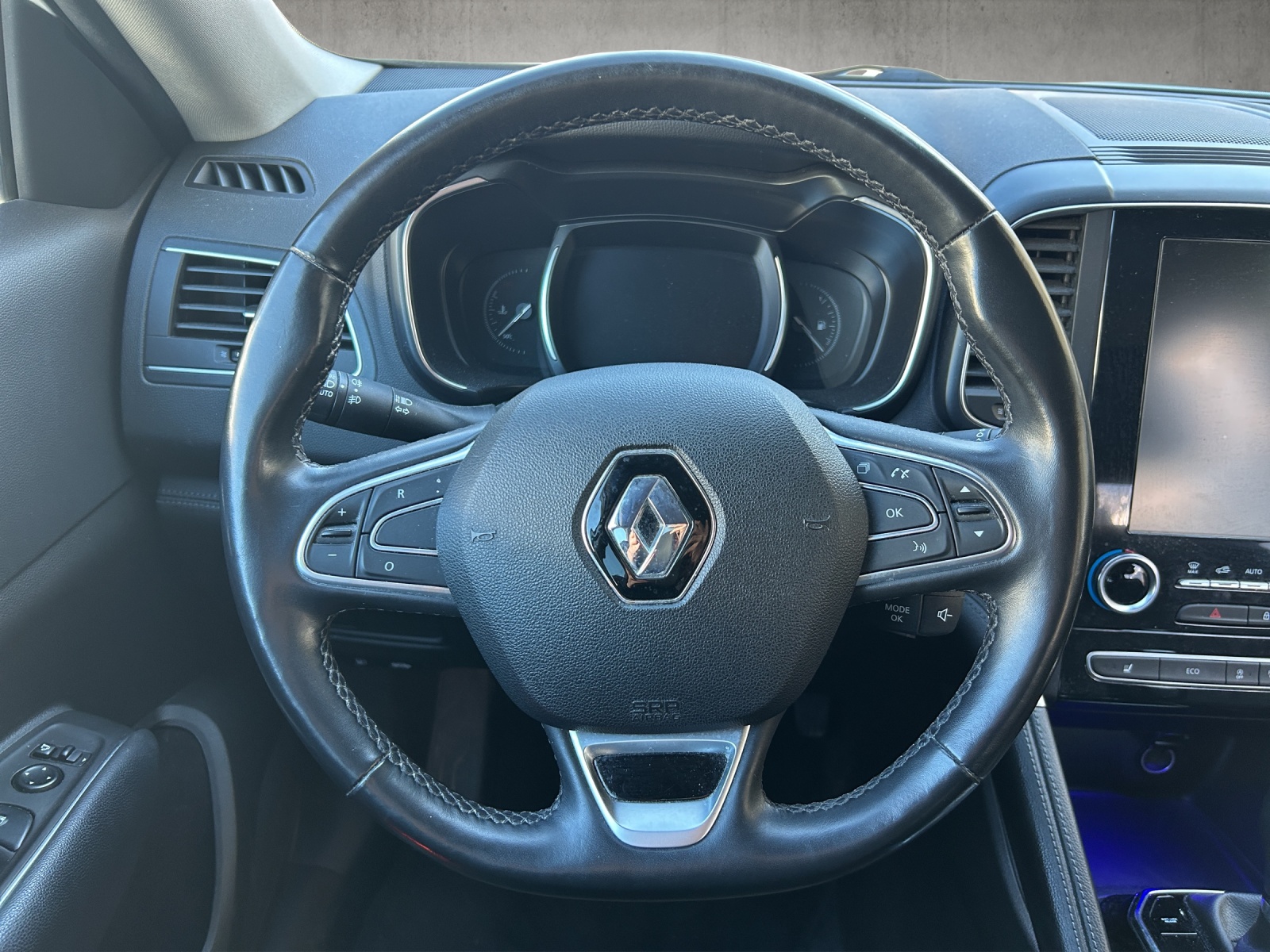 RENAULT Koleos 2.0 dCi Intens X-Tronic 4WD-image-14