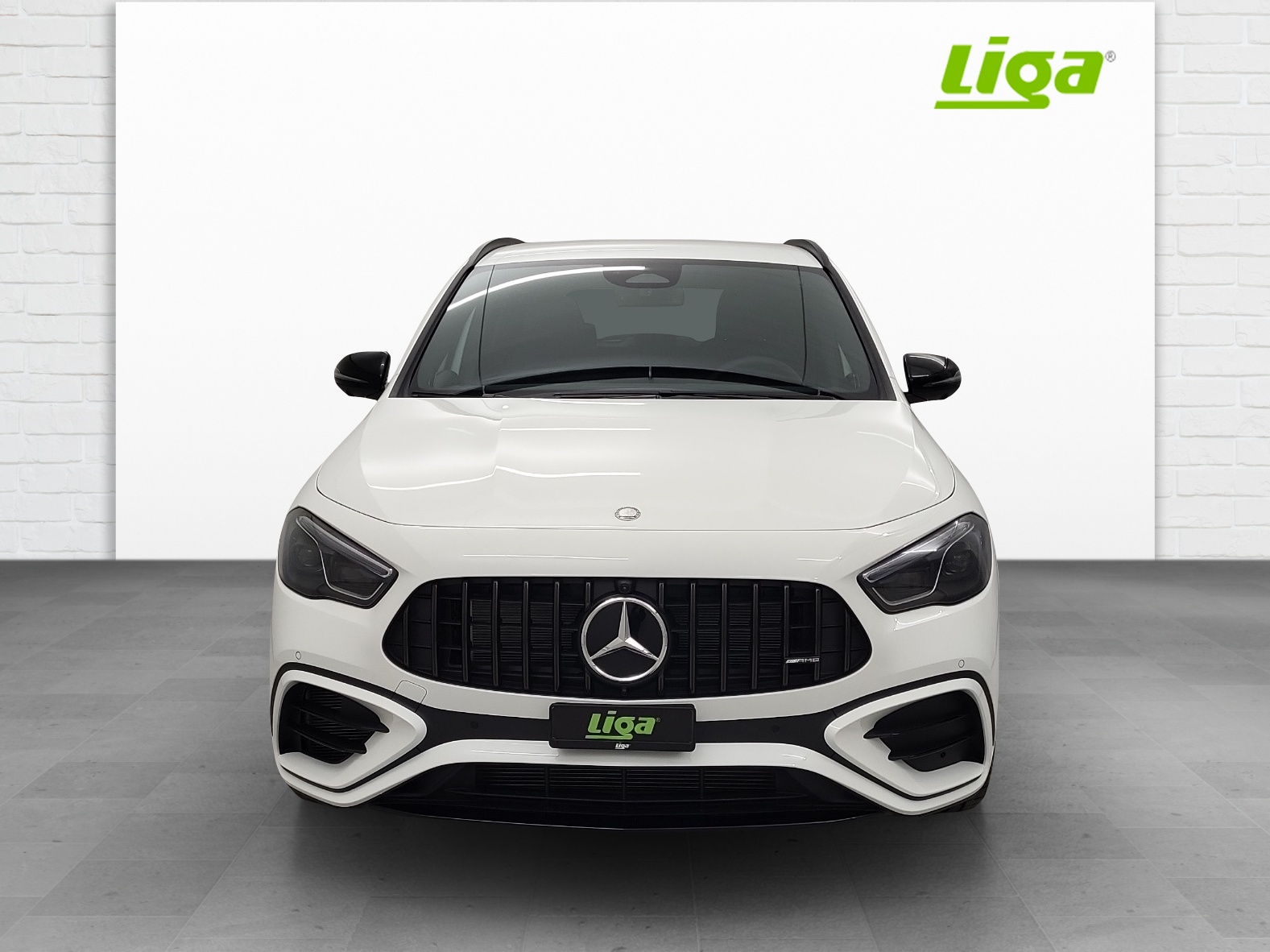 MERCEDES-BENZ AMG GLA 45 S 4Matic+-image-2