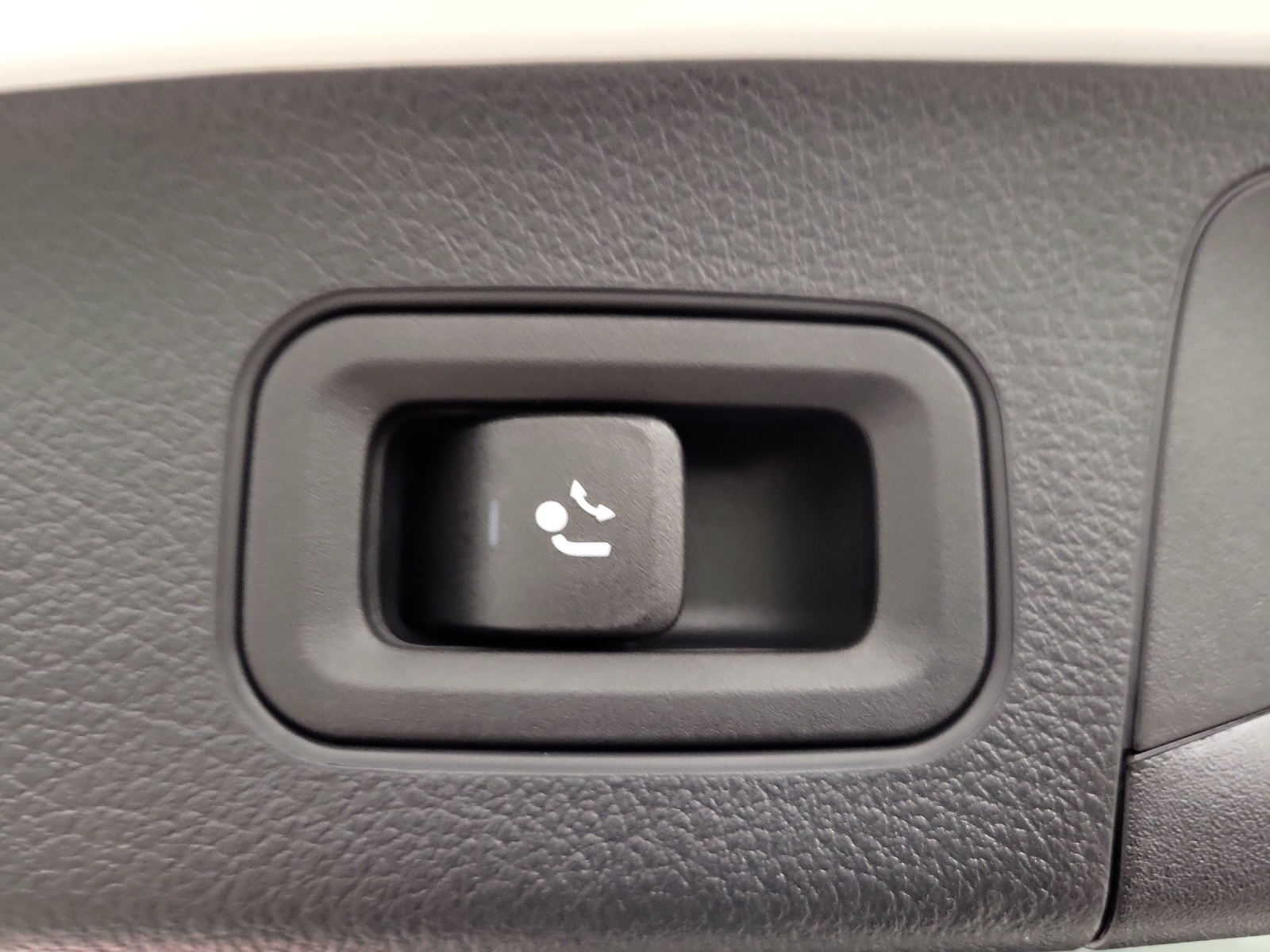 MERCEDES-BENZ AMG GLA 45 S 4Matic+-image-12