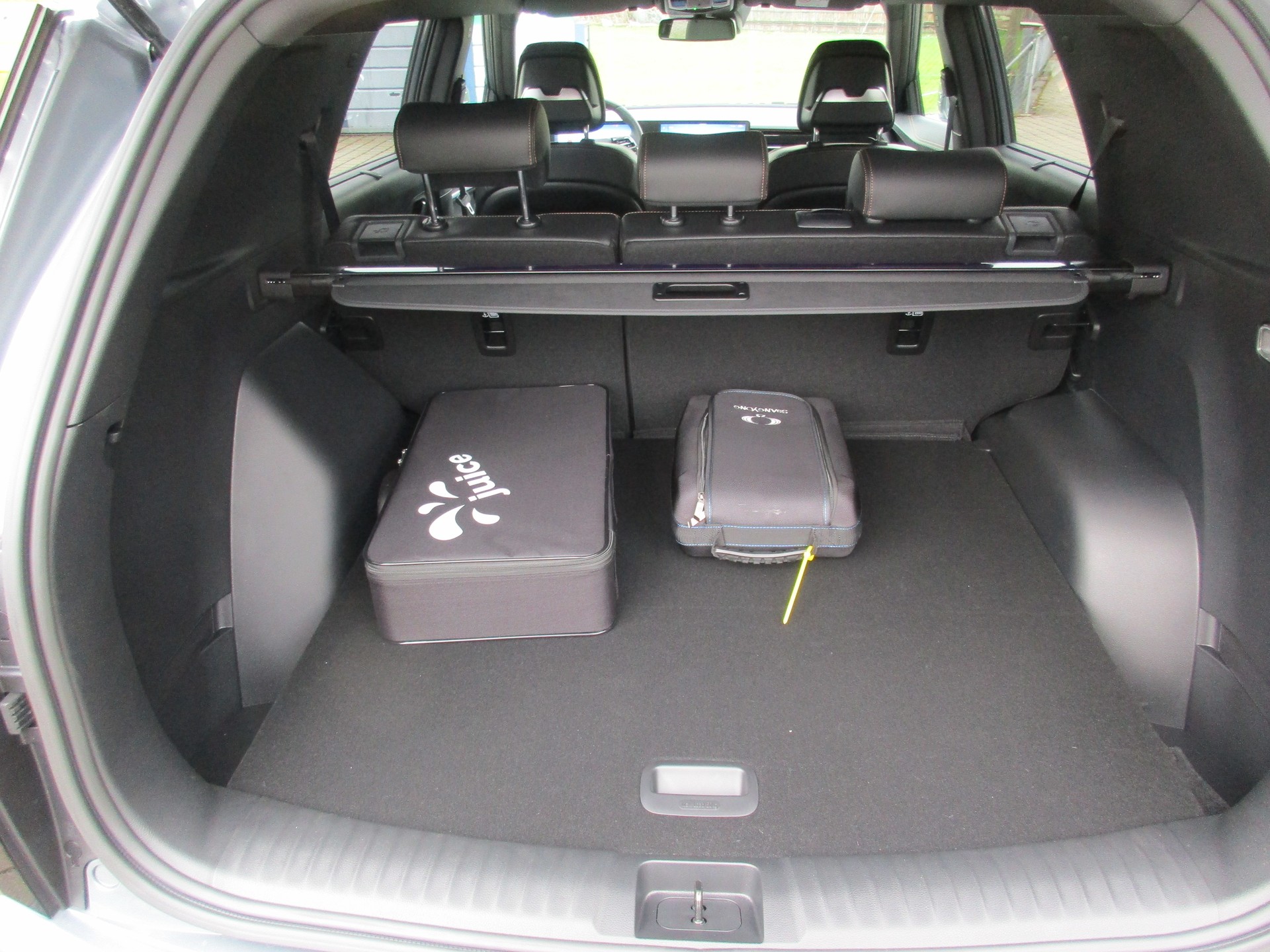 KGM-SsangYong Torres EVX 73 kWh Platinum-image-4