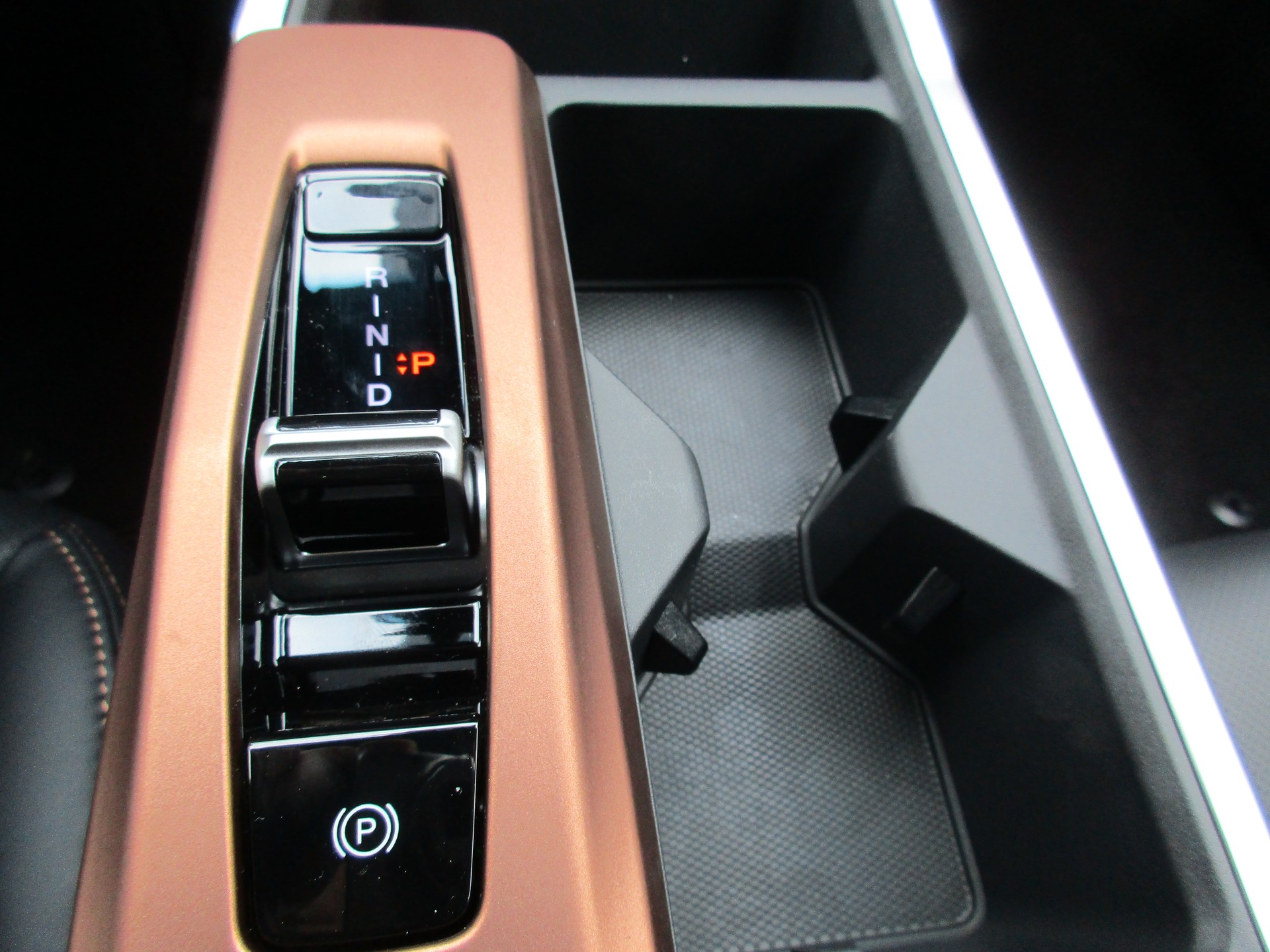 KGM-SsangYong Torres EVX 73 kWh Platinum-image-12
