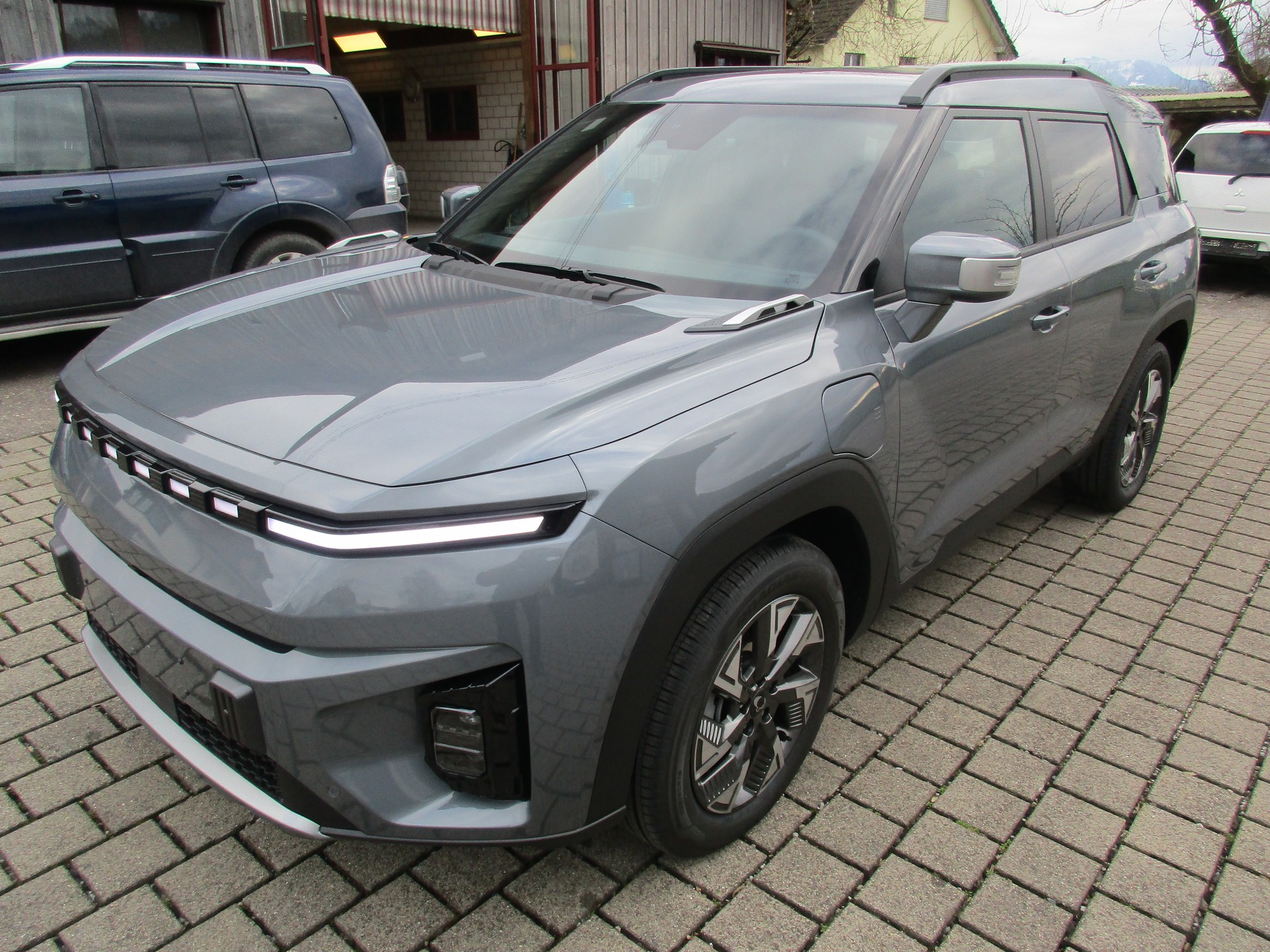 KGM-SsangYong Torres EVX 73 kWh Platinum-image-0