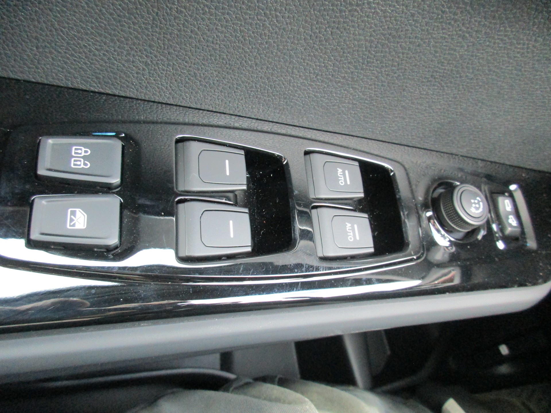 KGM-SsangYong Torres EVX 73 kWh Platinum-image-10