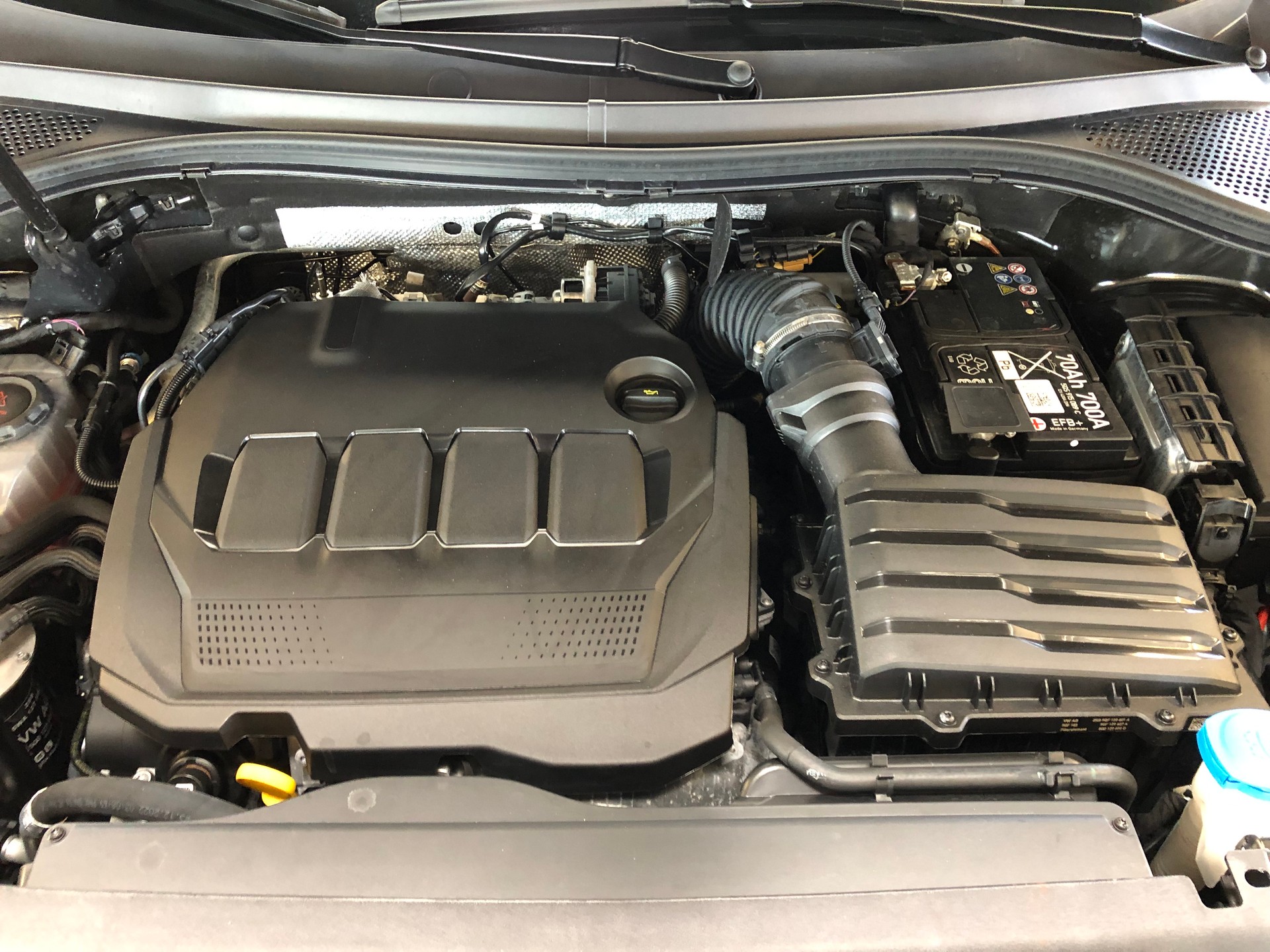 VW Tiguan 2.0 TDI SCR MOVE 4Motion DSG-image-25