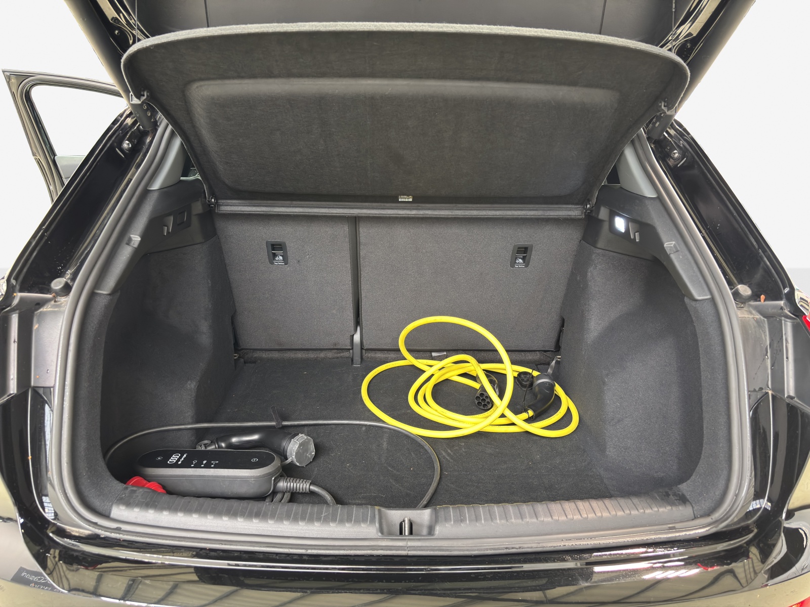 AUDI Q4 e-tron 35-image-13