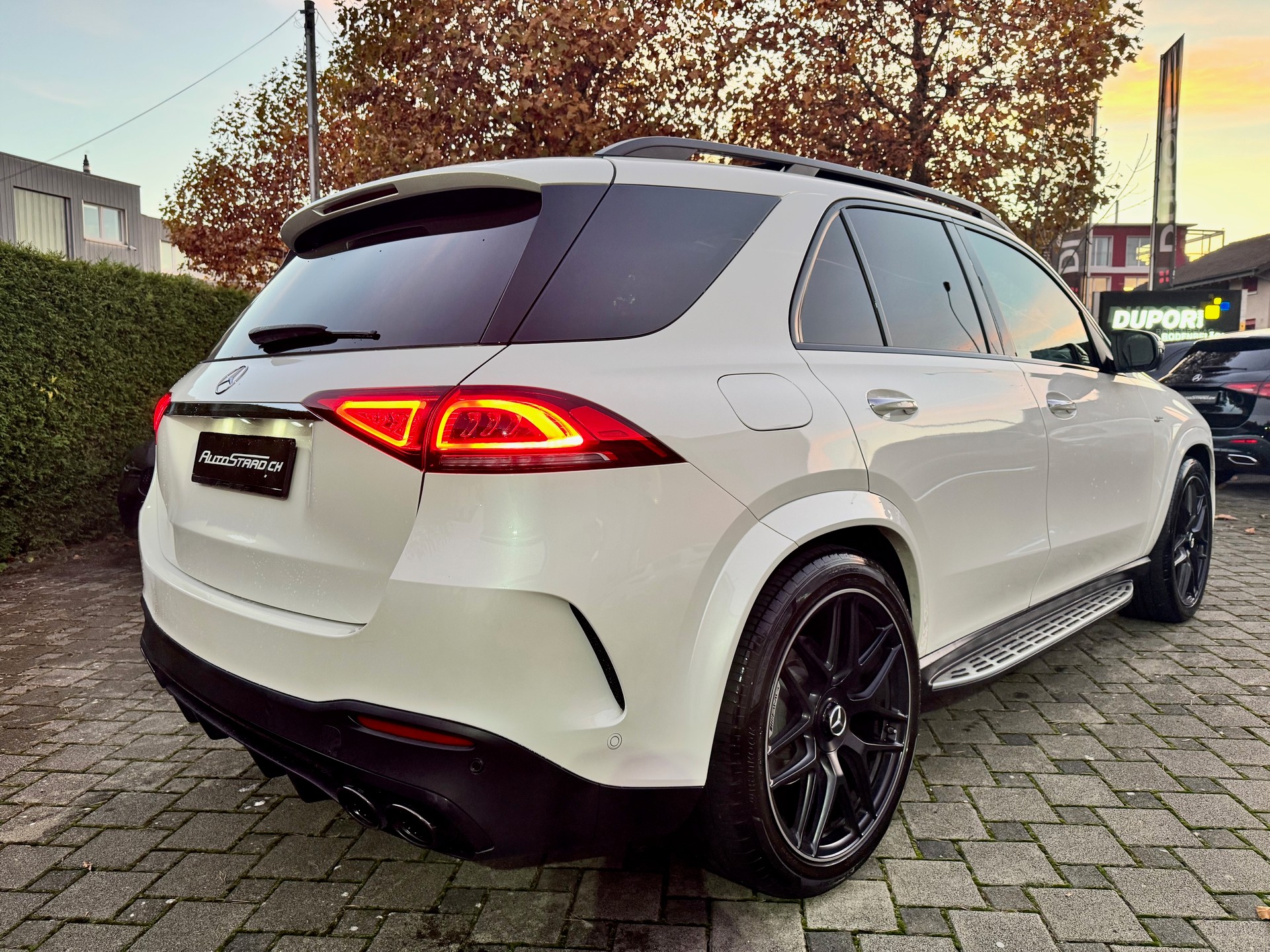 MERCEDES-BENZ GLE 53 AMG 4Matic+ 9G-Speedshift-image-3