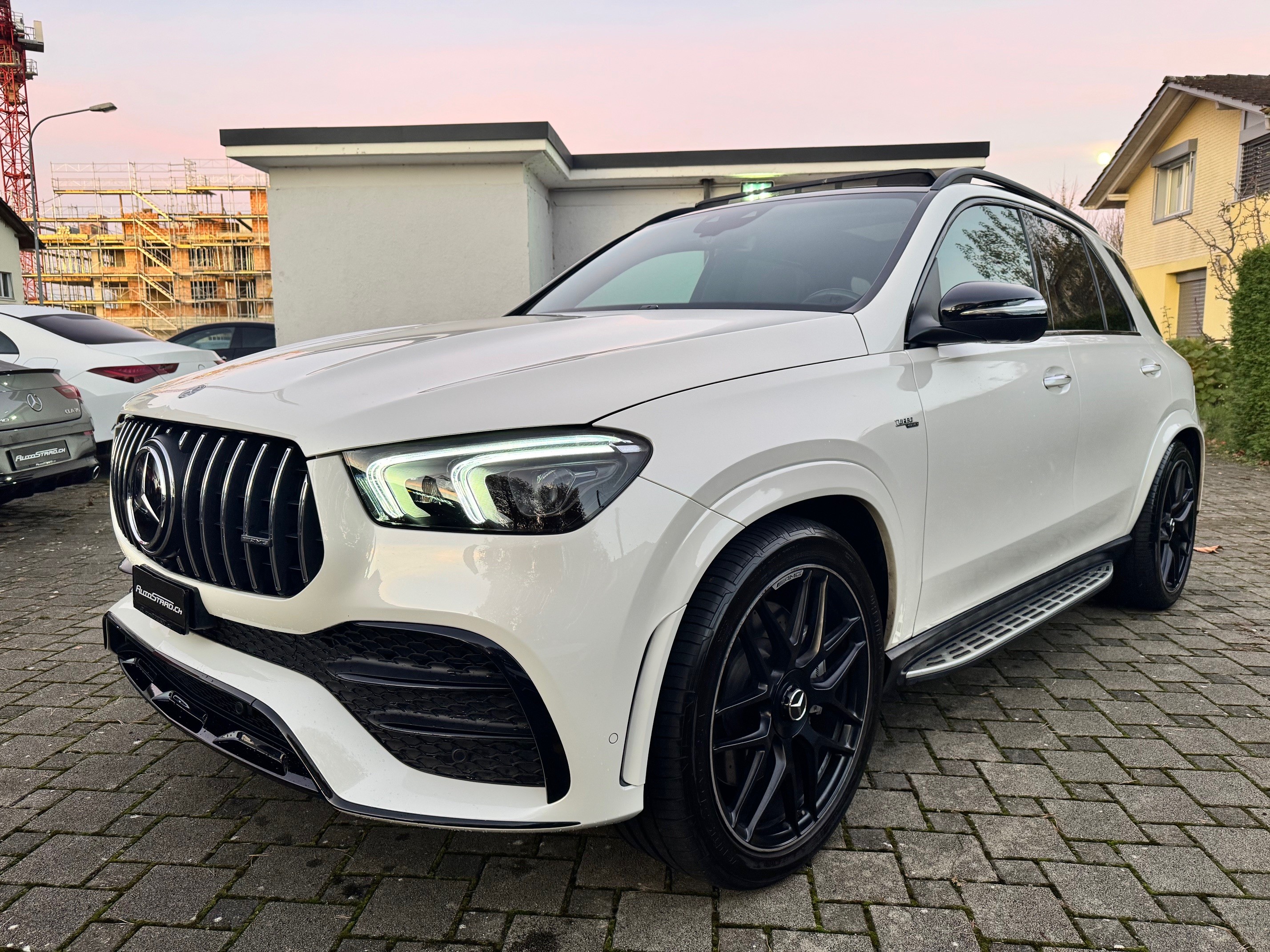 Car photo