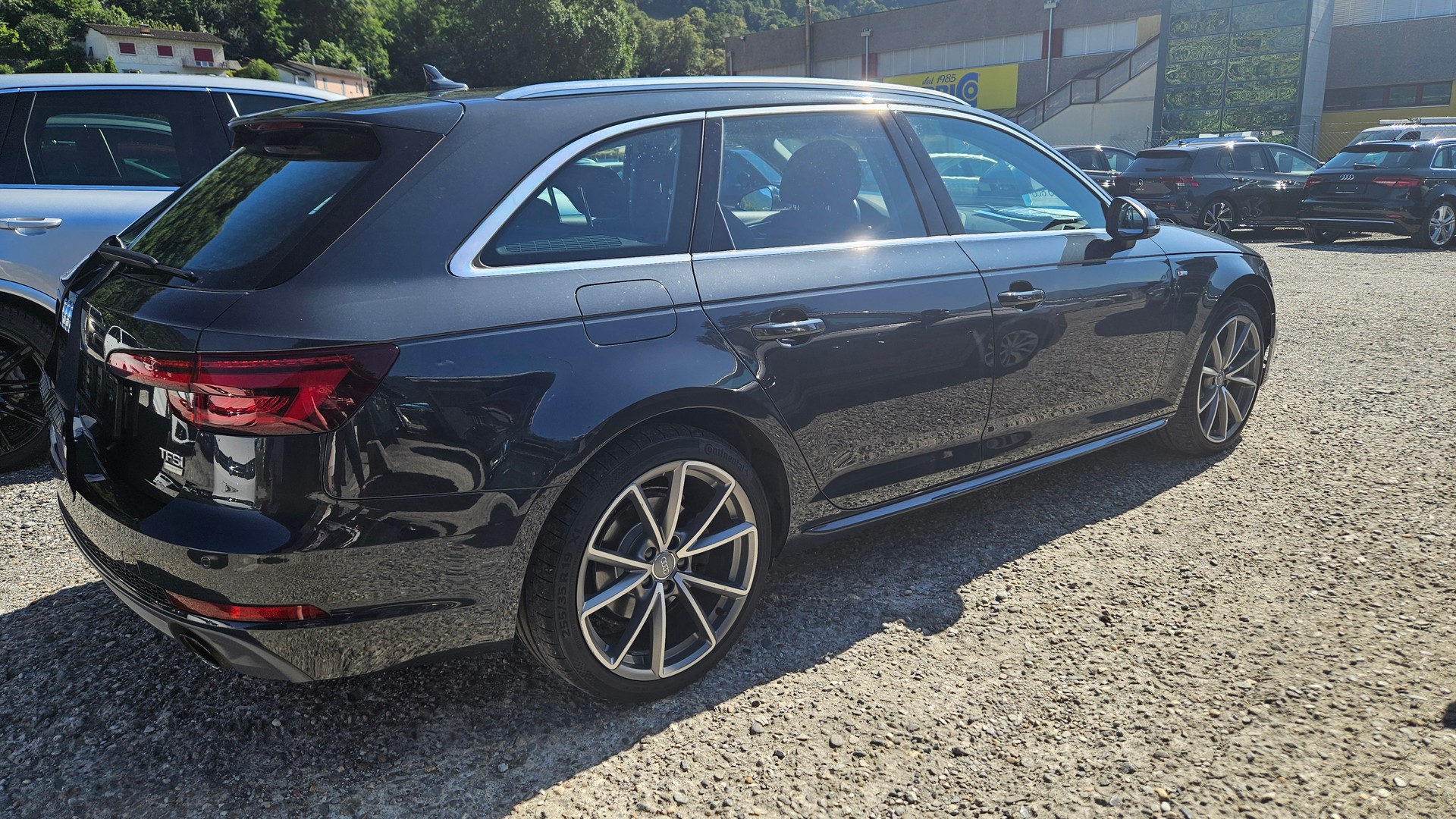 AUDI A4 Avant 2.0 TFSI Sport S-tronic-image-1