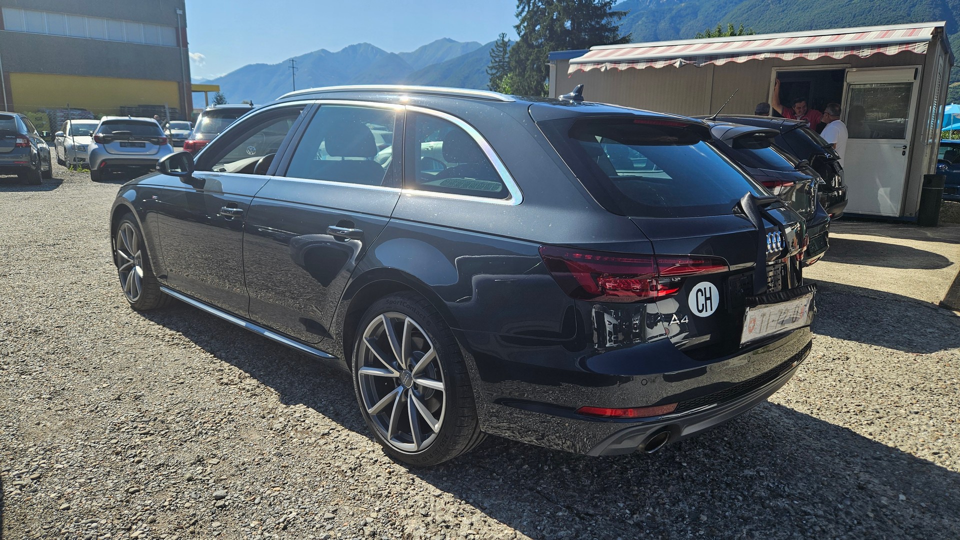 AUDI A4 Avant 2.0 TFSI Sport S-tronic-image-4