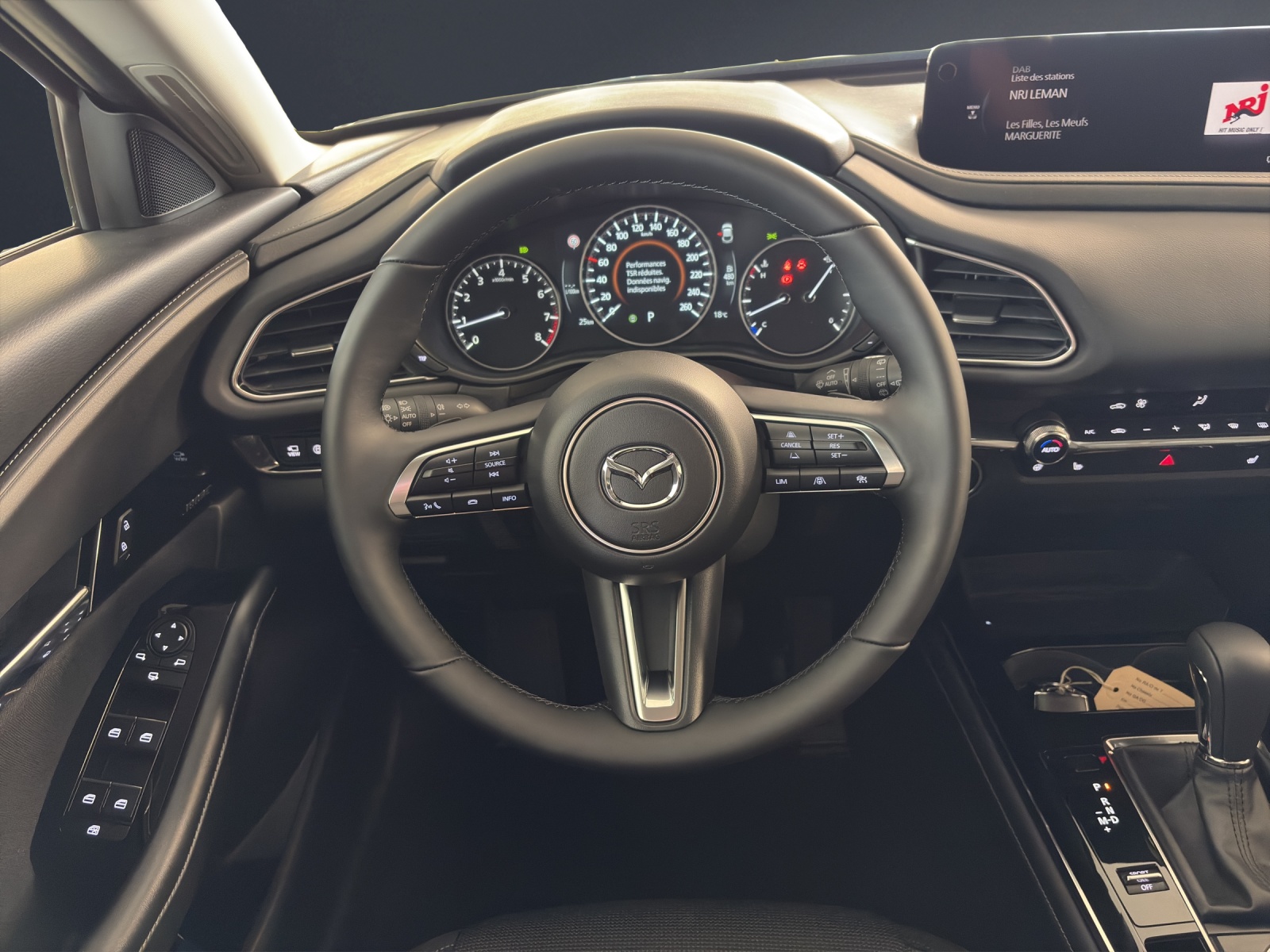 MAZDA CX-30 SKYACTIV-X 186 M Hybrid Exclusive Line AWD AT-image-13