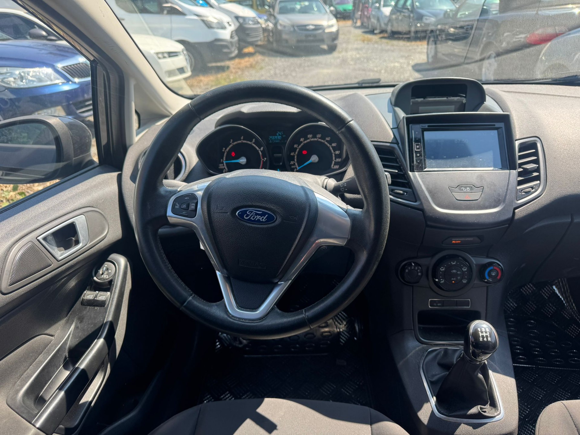 FORD Fiesta 1.0 SCTi-image-8