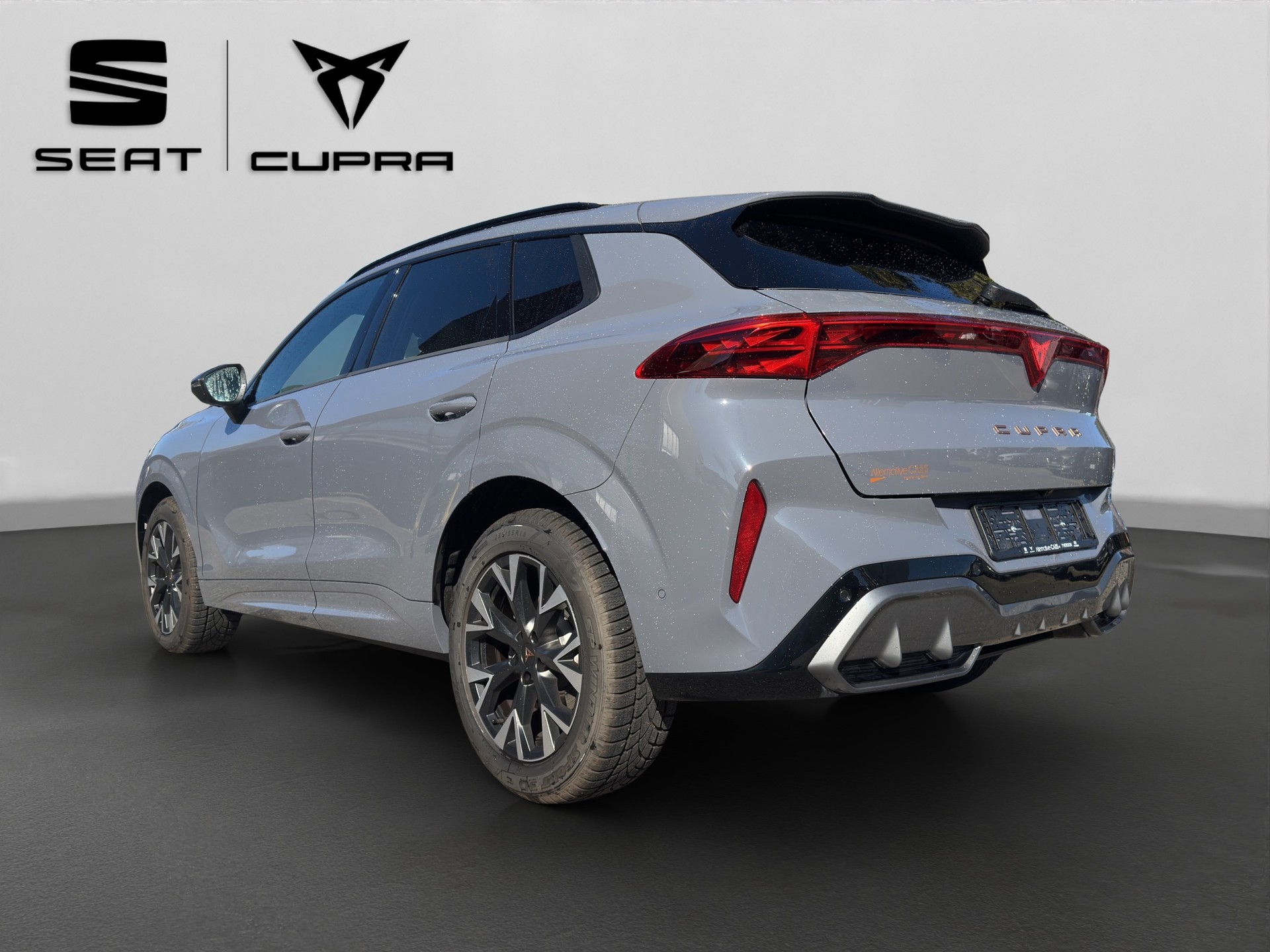 CUPRA Terramar 1.5 eTSI DSG-showroom-element-3