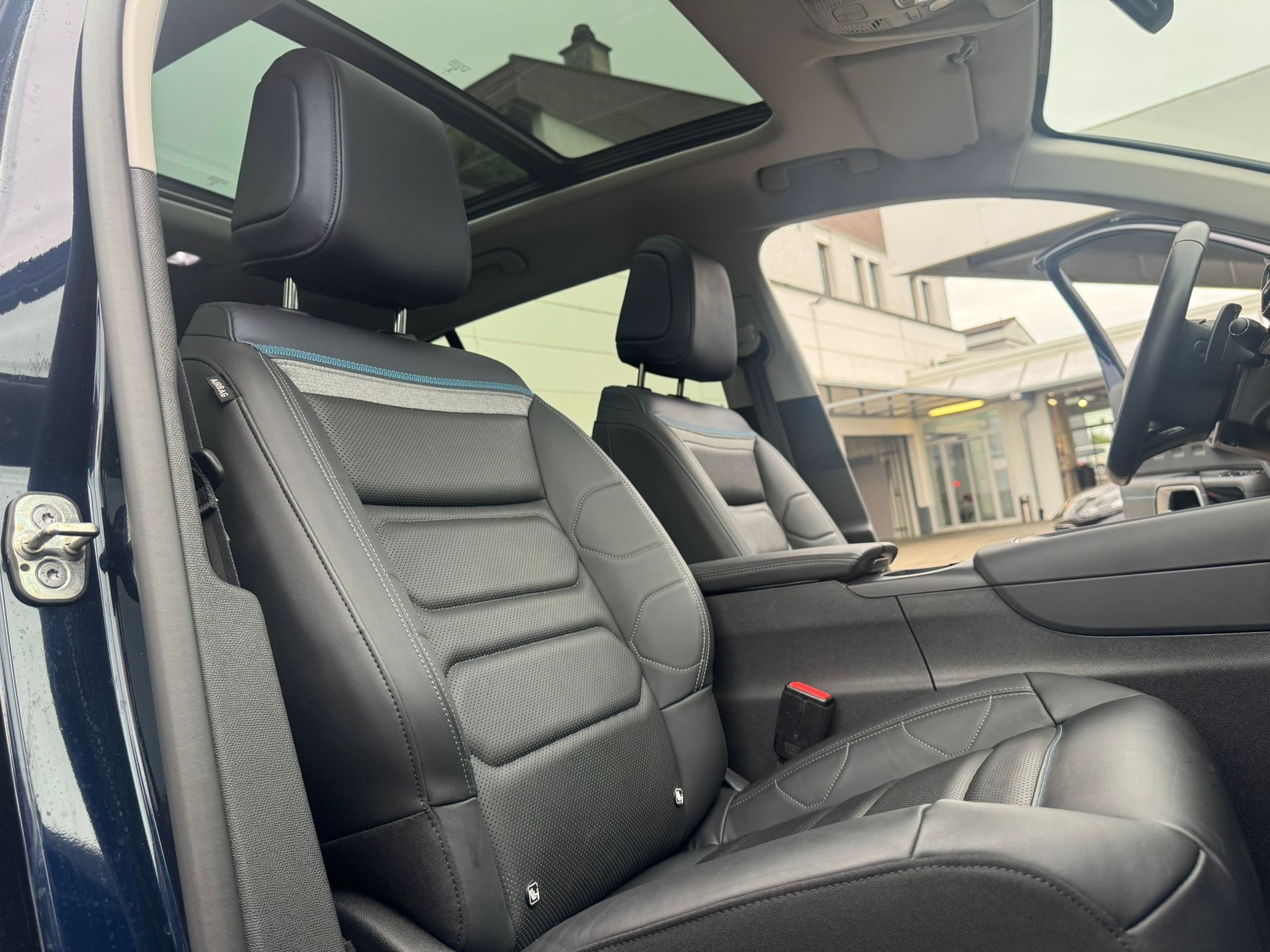 CITROEN C5 Aircross 1.6 PHEV Shine Pack-image-11