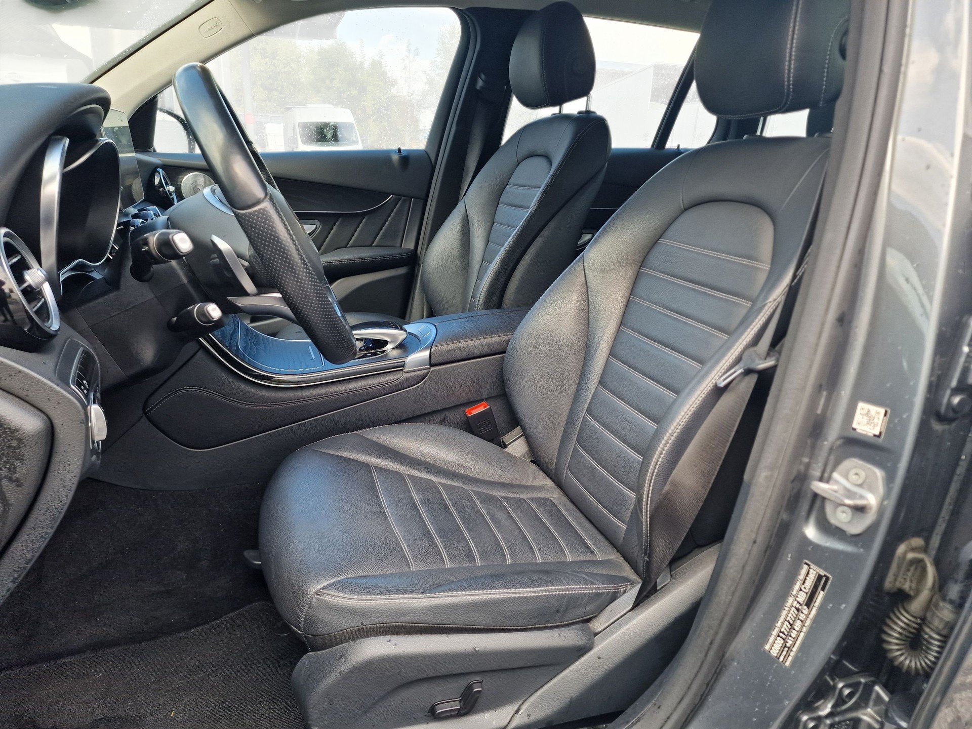 MERCEDES-BENZ GLC 250 AMG Line 4Matic 9G-Tronic 24Mt Gara-image-9
