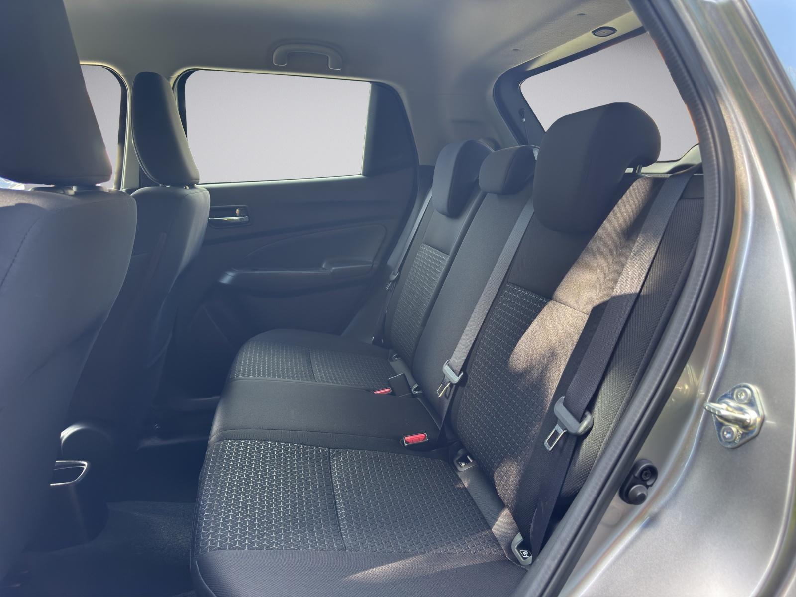 SUZUKI Swift 1.2 Compact Top Hybrid-image-14