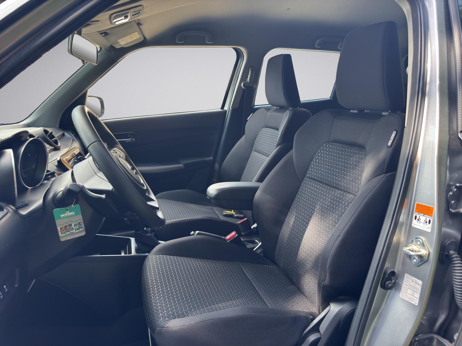 SUZUKI Swift 1.2 Compact Top Hybrid-image-9
