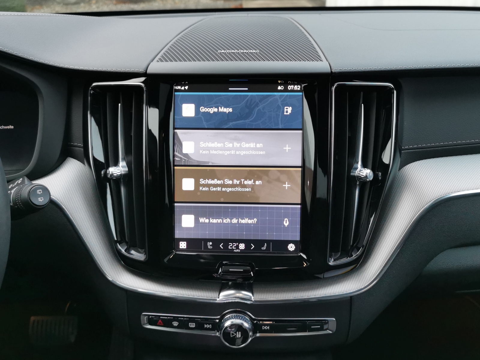 VOLVO XC60 2.0 T8 TE XCENTRIC eAWD-image-12