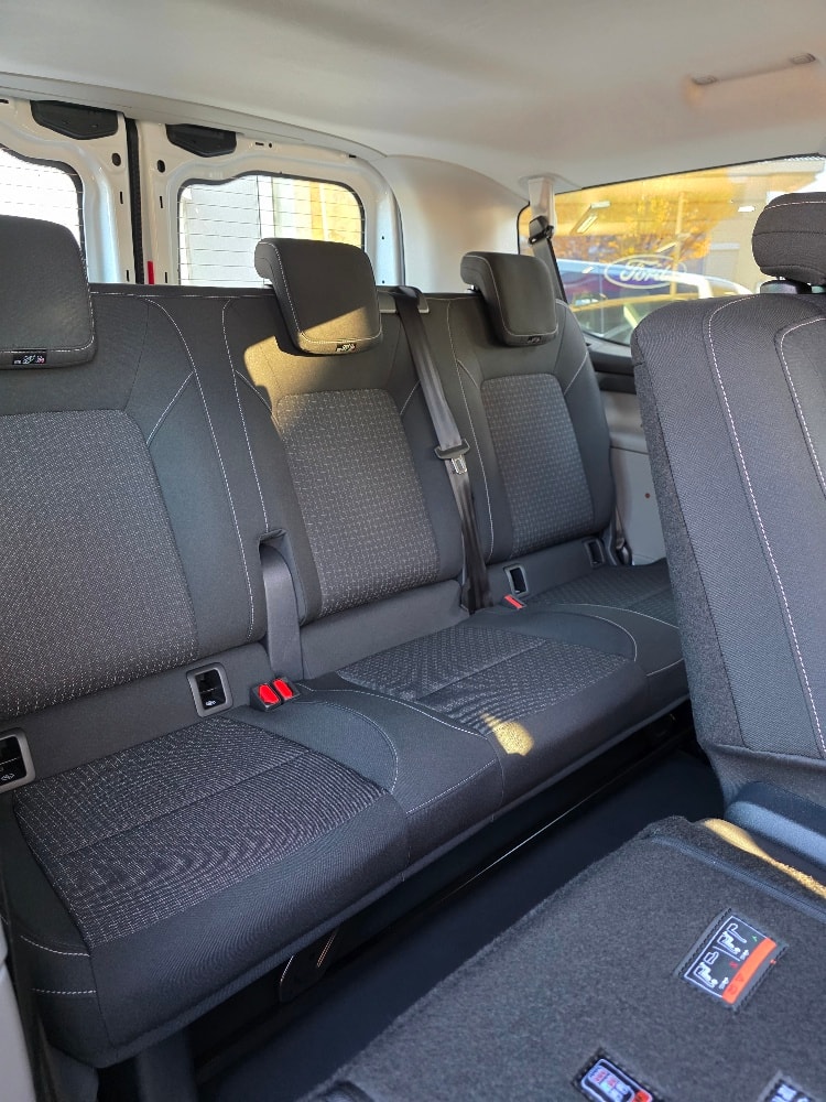 FORD Transit Custom Combi 320 L1H1 Trend Automat-image-11
