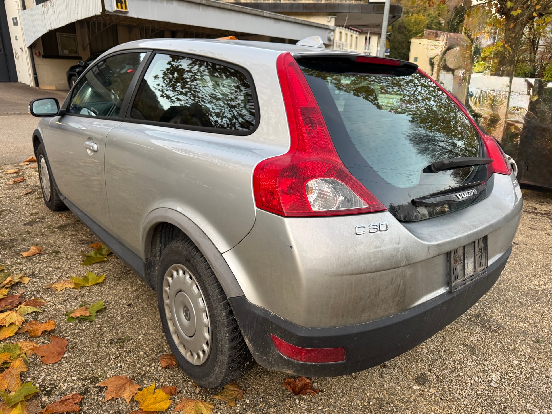 VOLVO C30 1.6D-image-4