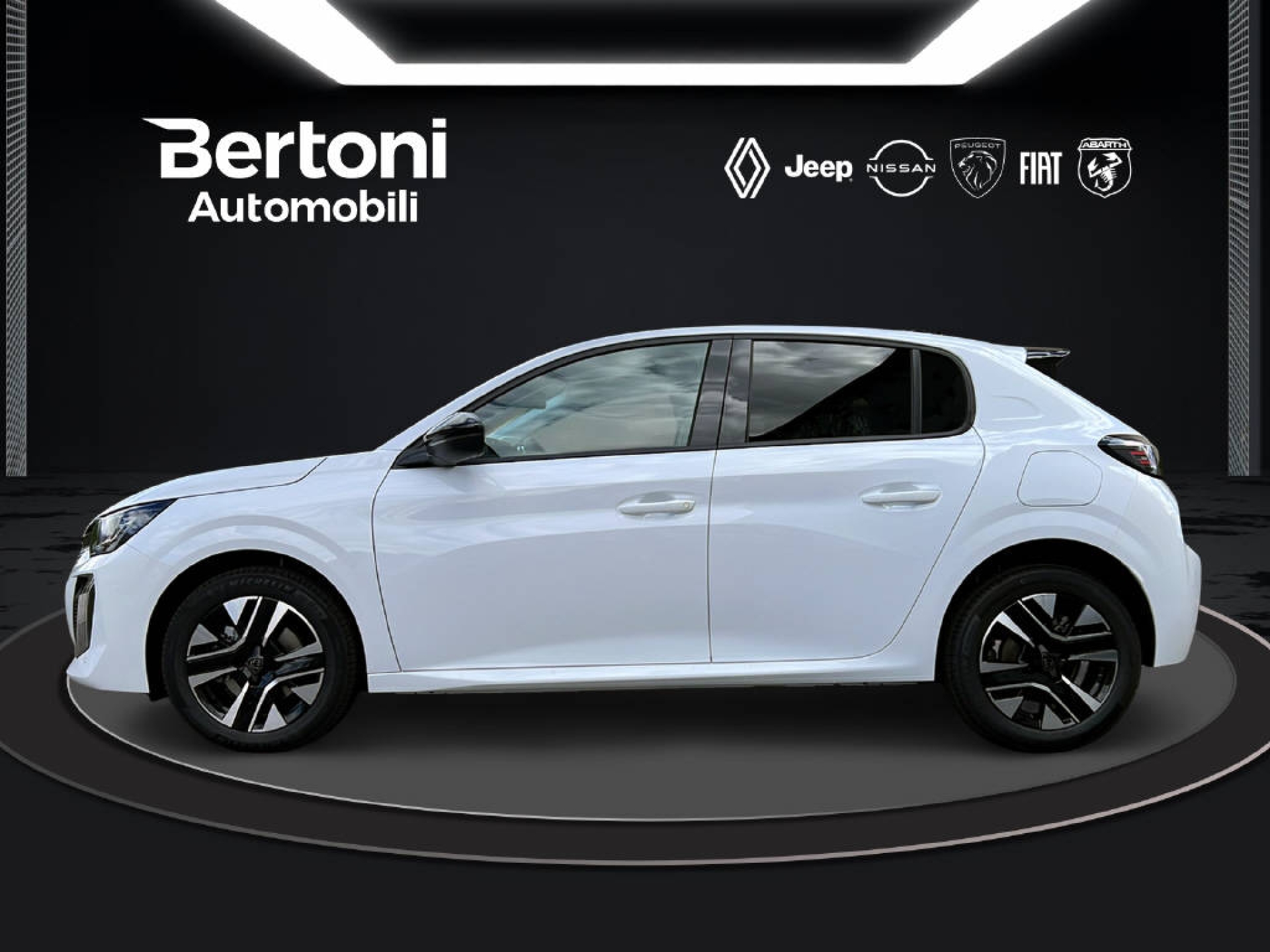 PEUGEOT 208 1.2 Hybrid Allure Premium-image-1