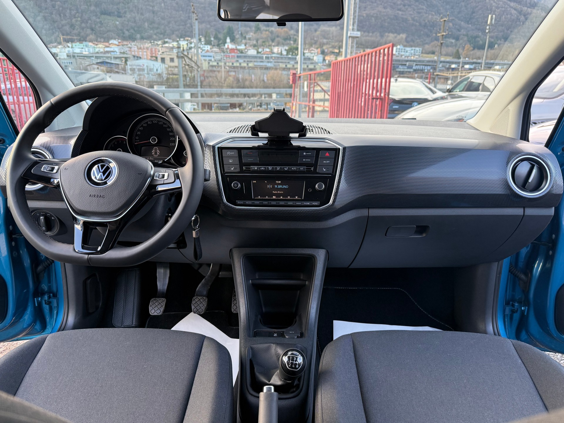 VW Up 1.0 MPI move up-image-6