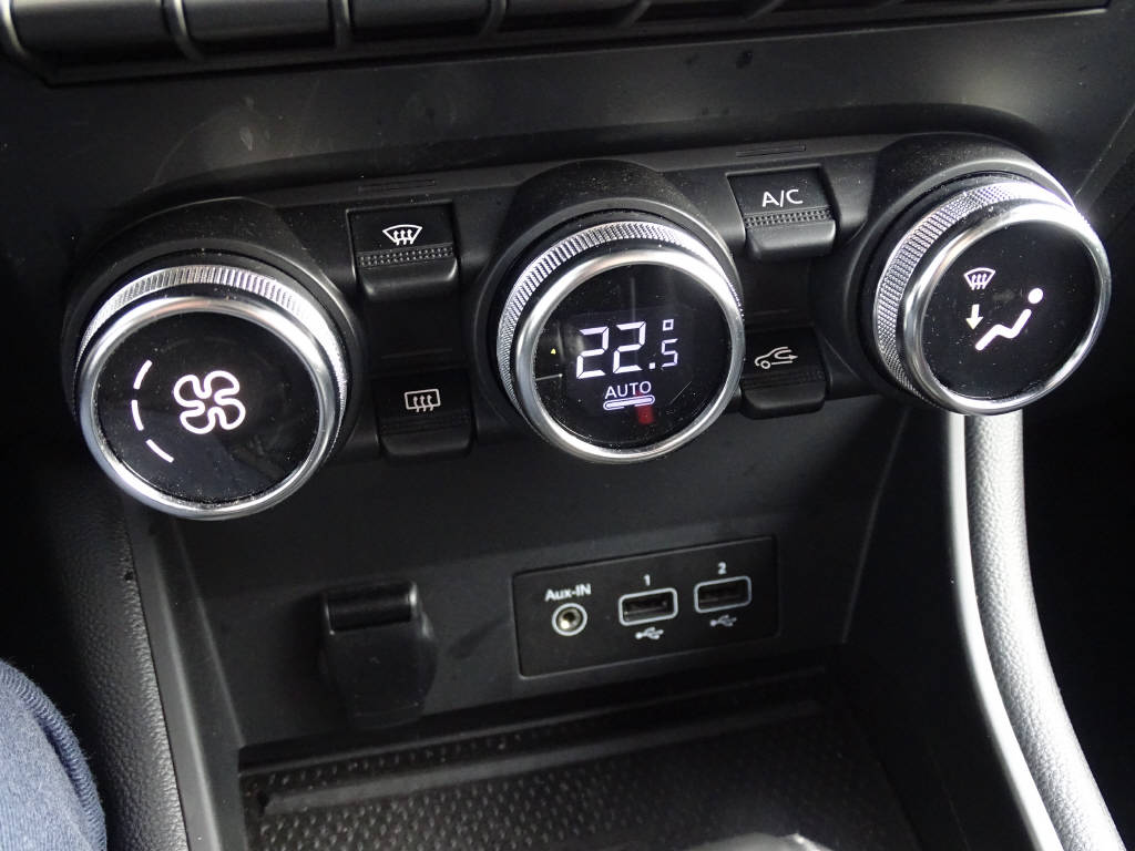RENAULT Captur 1.3 TCe 140 Intens EDC-image-12