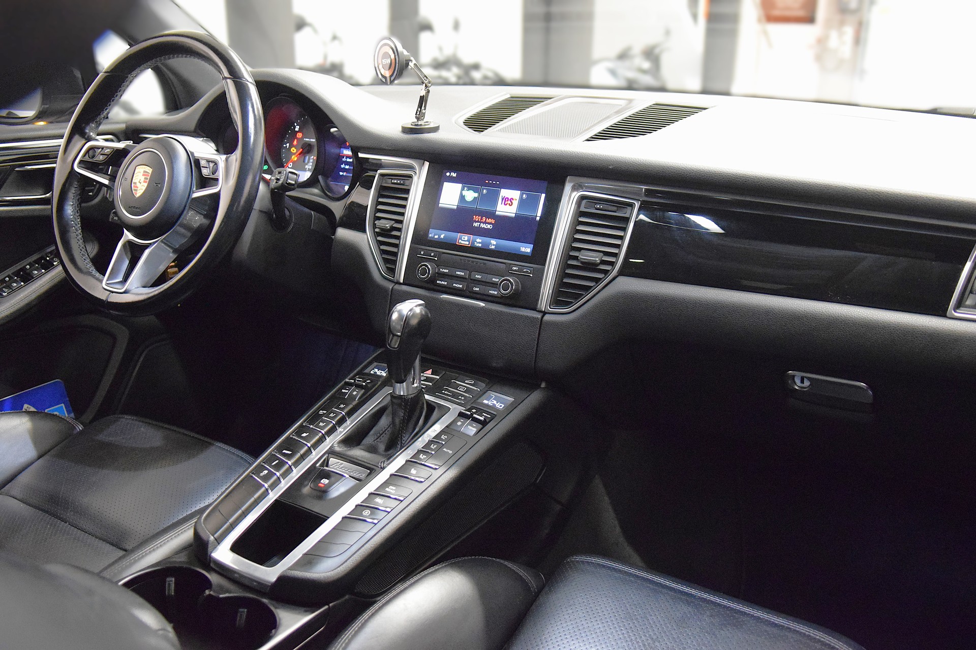 PORSCHE Macan S Diesel PDK-image-10