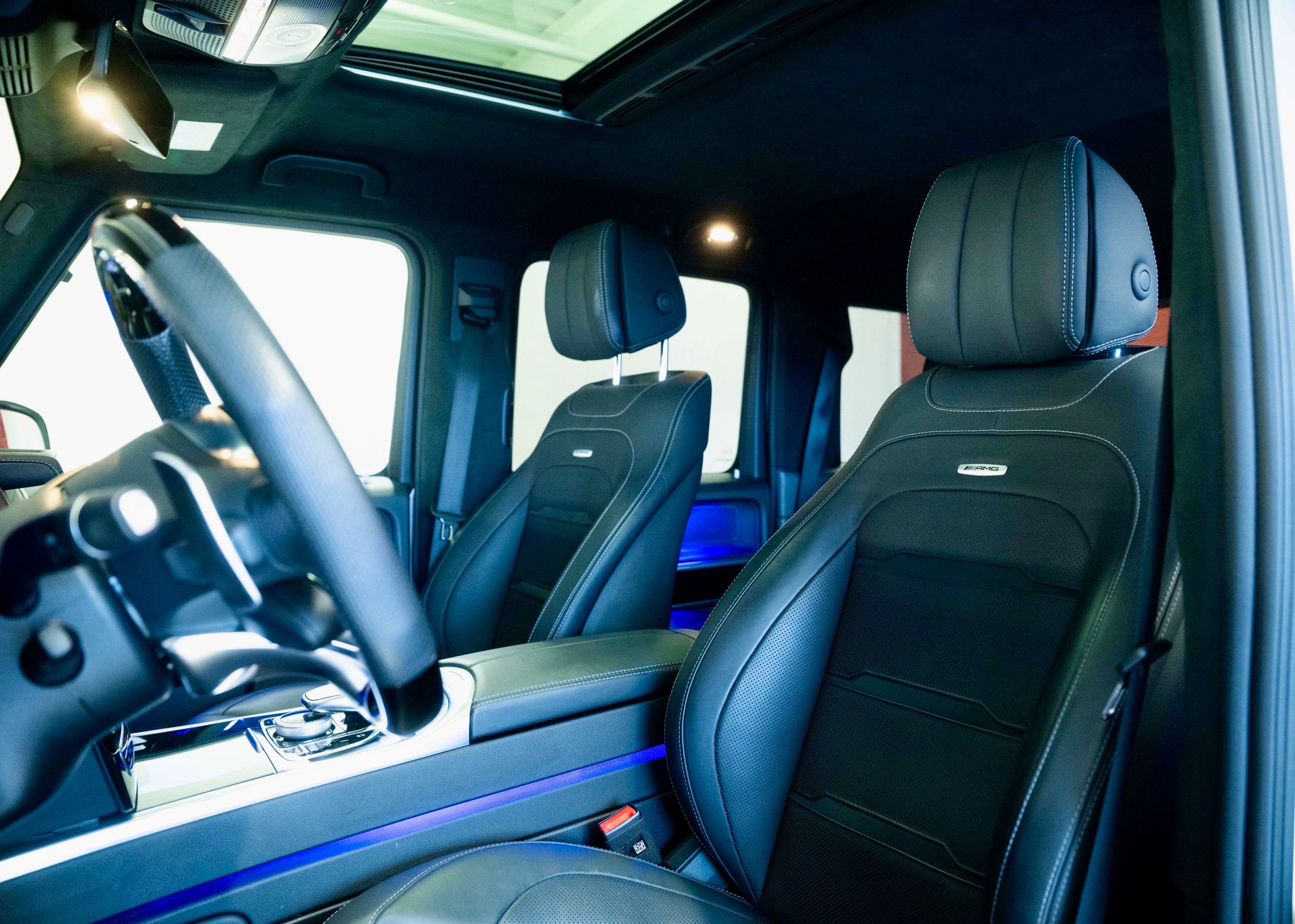 MERCEDES-BENZ G 63 AMG Speedshift Plus G-Tronic (Designo Moonlight White Pearl, as new, low mileage)-image-21