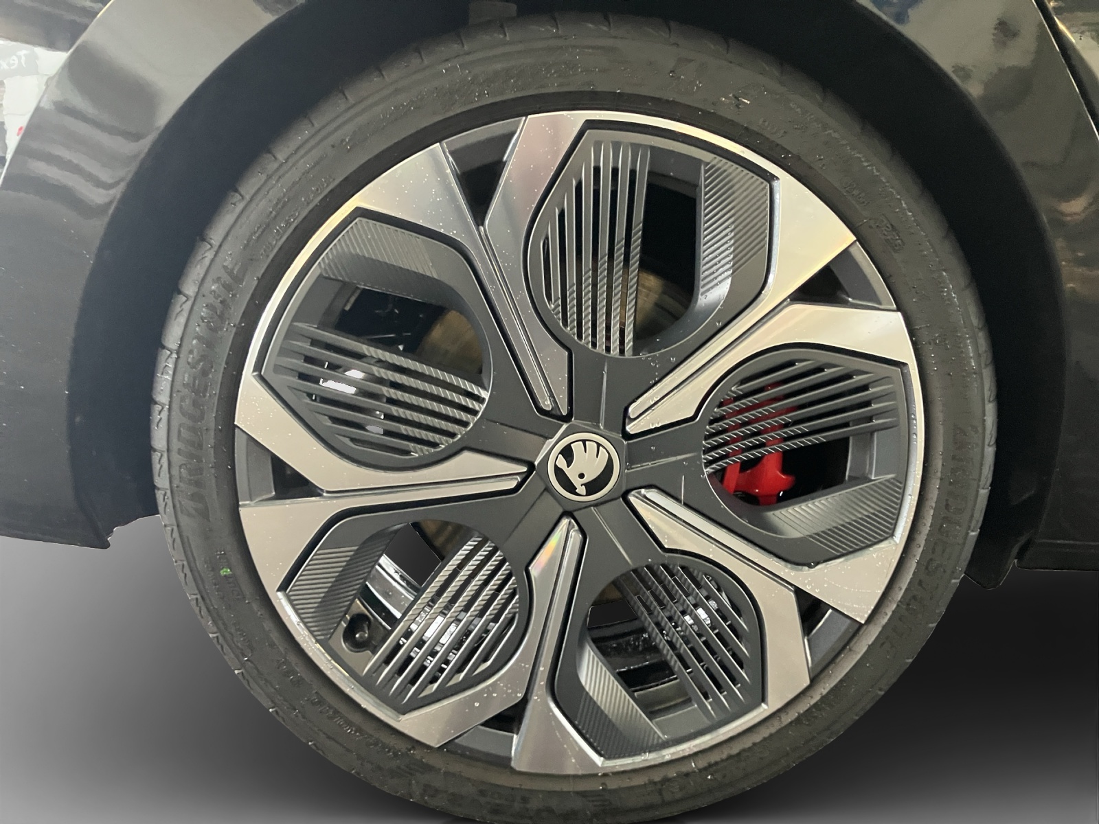 SKODA Octavia Combi 2.0 TSI DSG RS-image-15