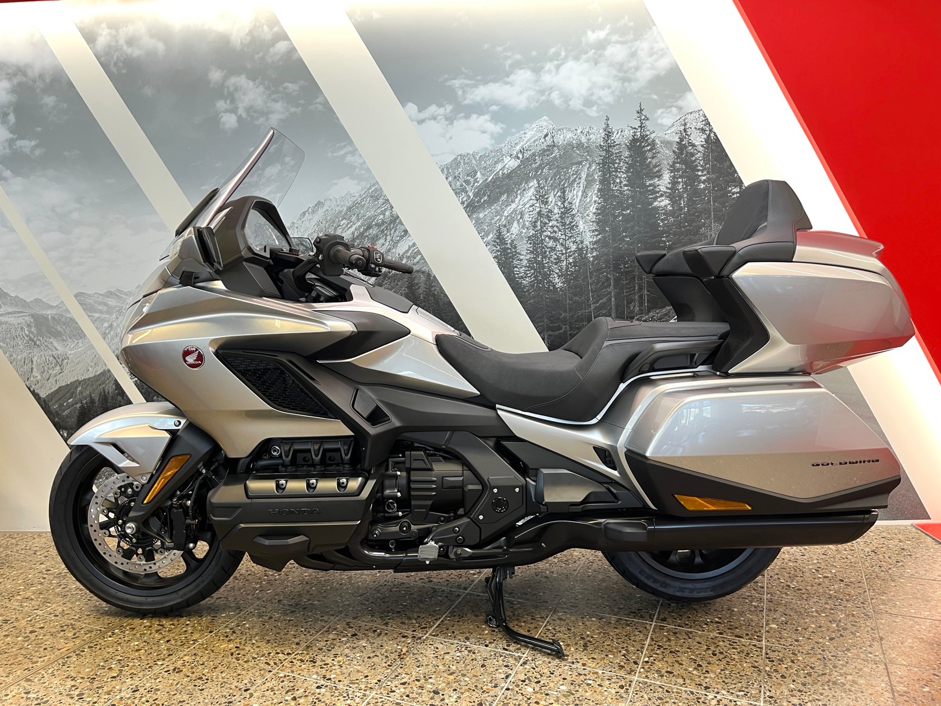 HONDA GL 1800 DA DCT Goldwing-showroom-element-1
