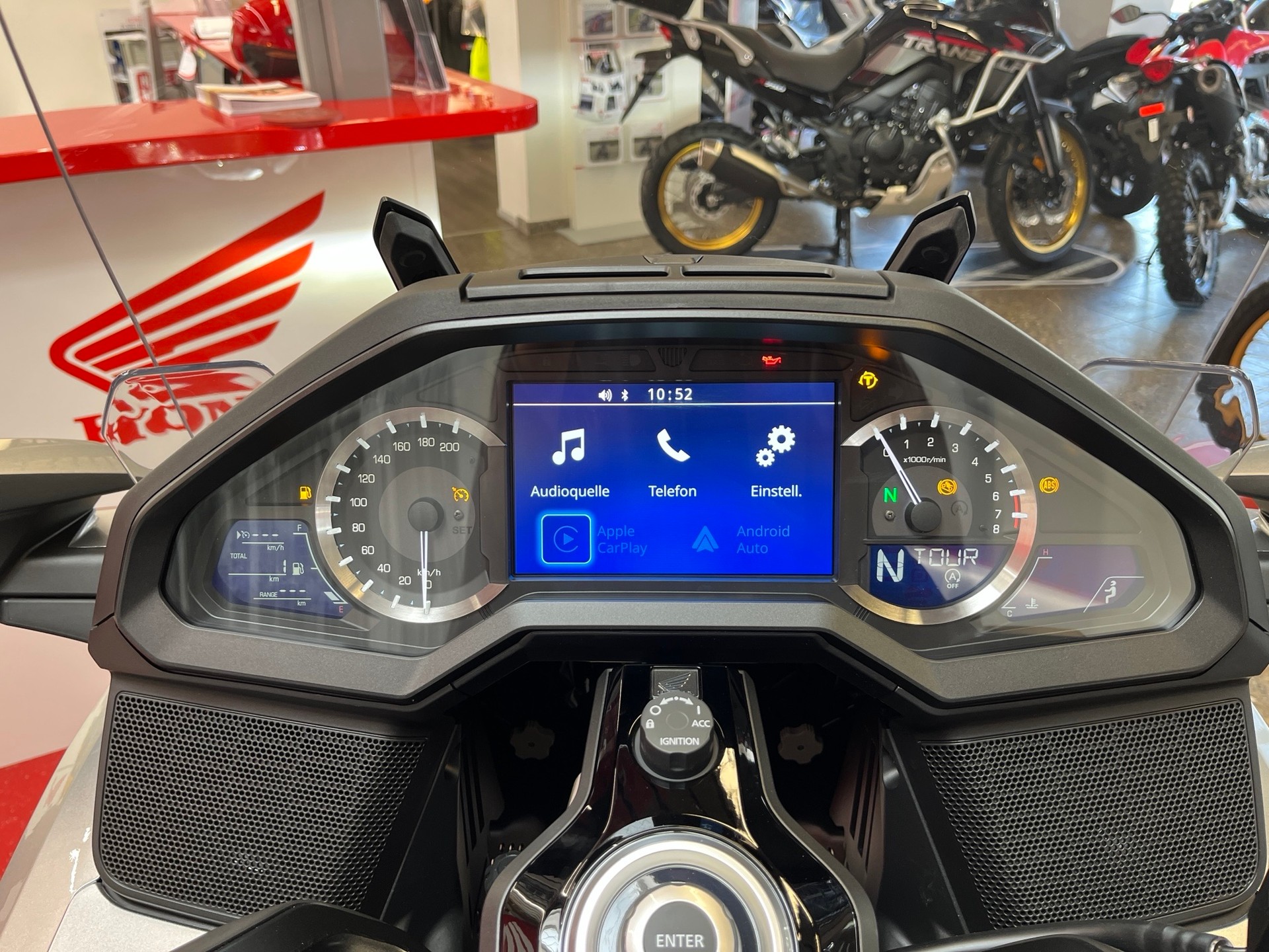 HONDA GL 1800 DA DCT Goldwing-image-12