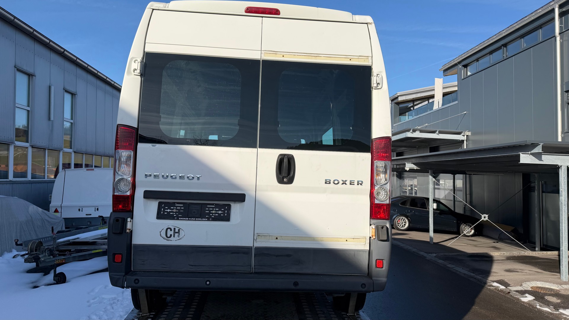 PEUGEOT Boxer 2.2 HDI 335 L2H2-image-2