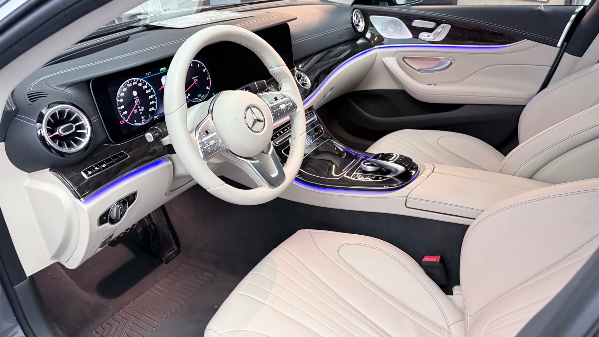 MERCEDES-BENZ CLS 450 4matic-image-10