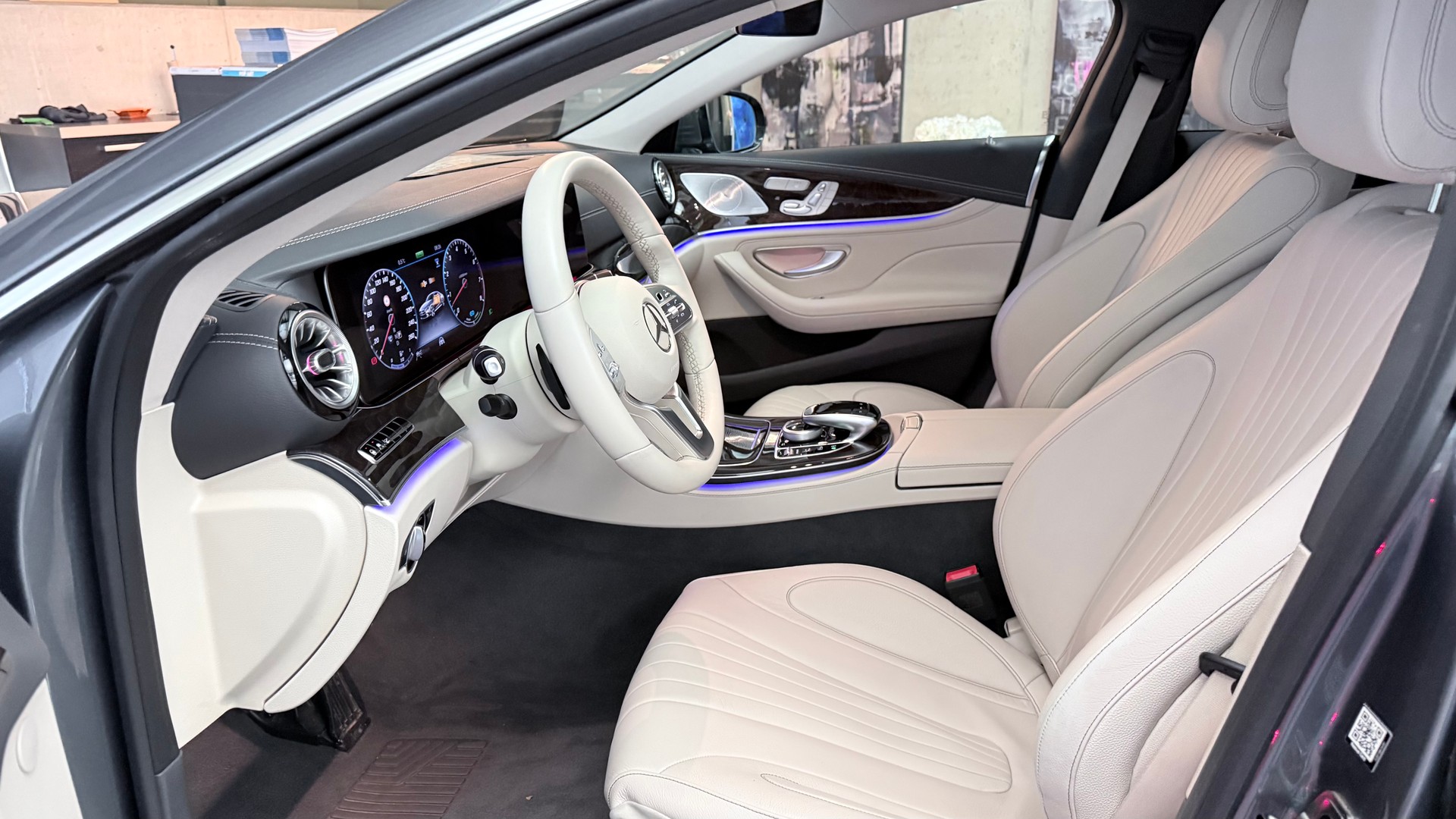MERCEDES-BENZ CLS 450 4matic-image-9