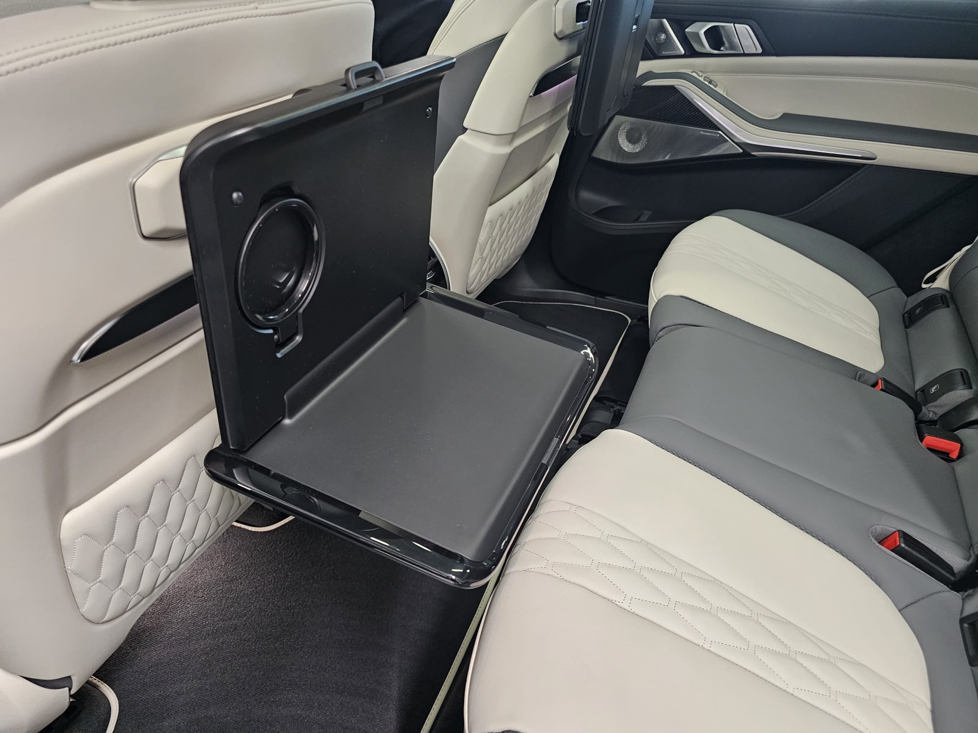 BMW X7 xDrive 48V 40i M Sport Pro Steptronic-image-8