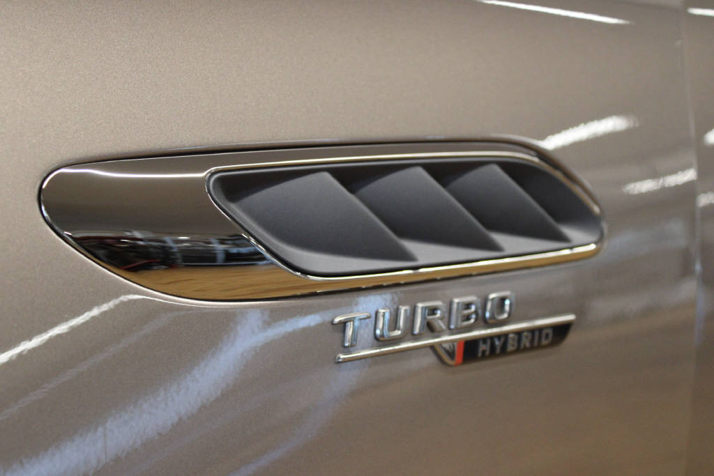 MERCEDES-BENZ E 53 AMG Hybrid 4Matic+-image-15