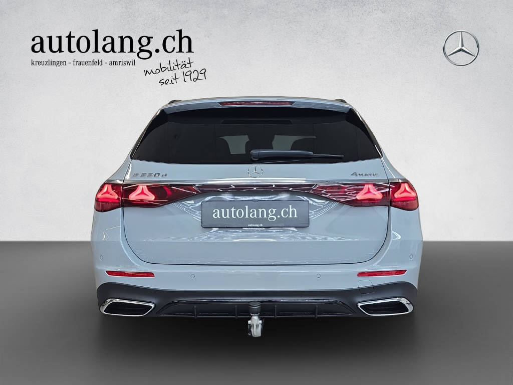 MERCEDES-BENZ E 220 d AMG Line 4Matic T-Modell-image-15