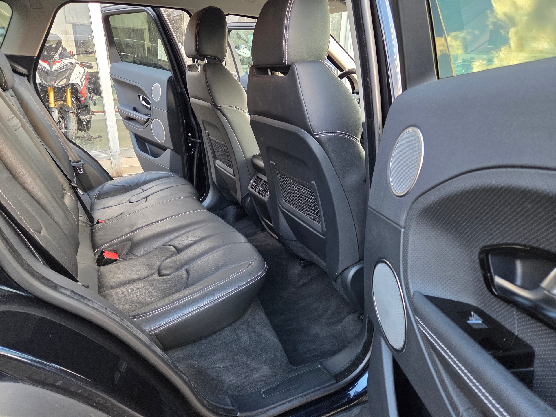 LAND ROVER Range Rover Evoque 2.2 SD4 Dynamic AT6-image-11