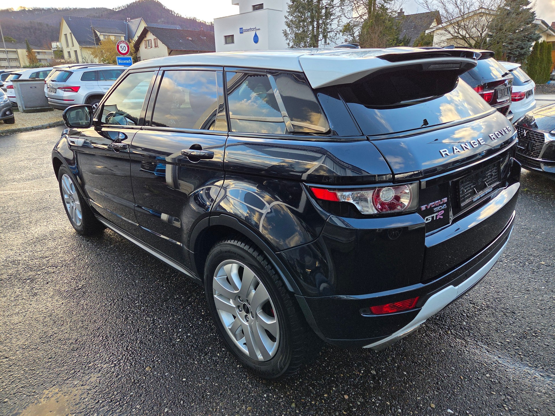 LAND ROVER Range Rover Evoque 2.2 SD4 Dynamic AT6-image-4