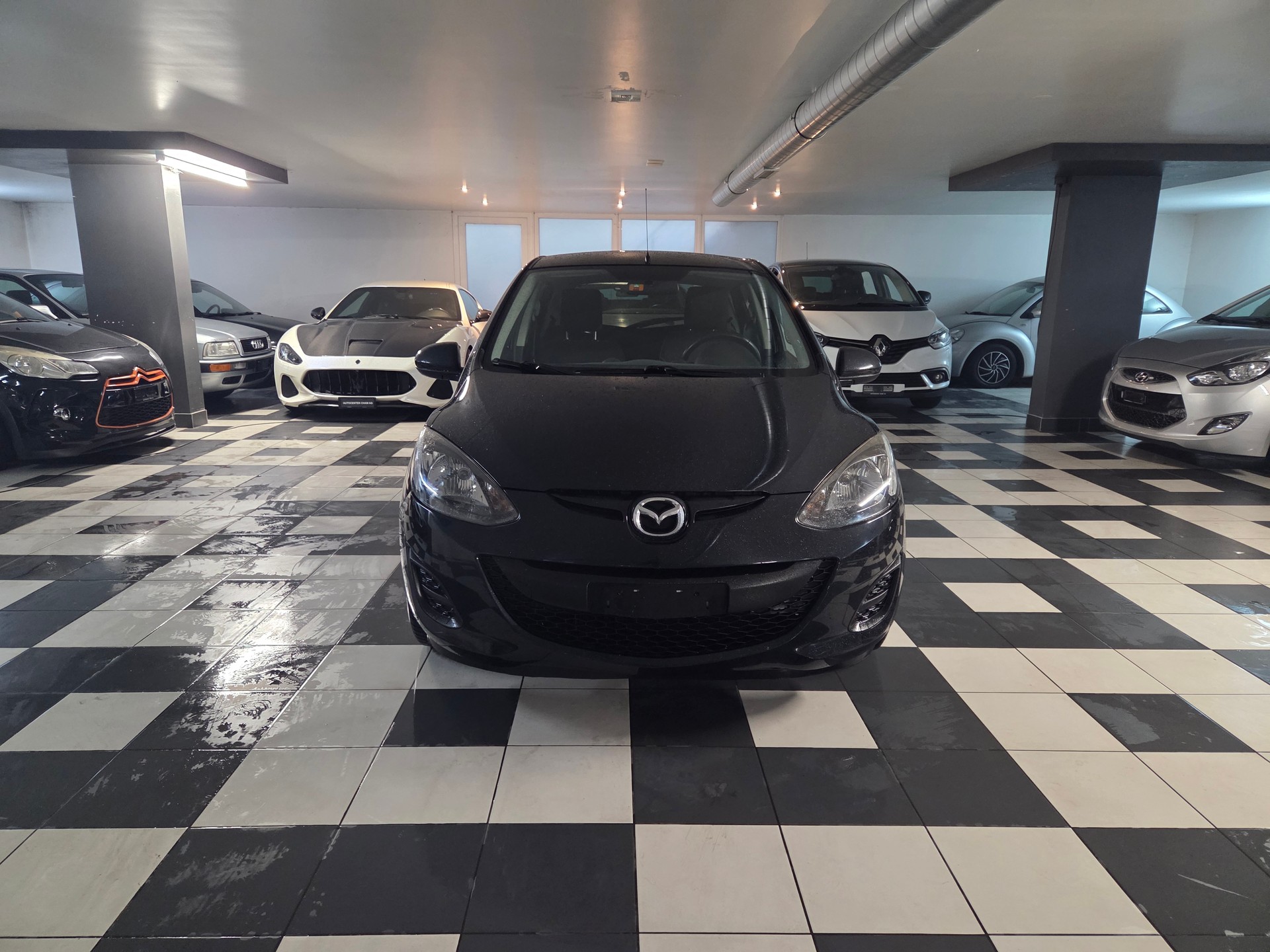 MAZDA 2 1.3i 16V Voila ma Suisse Edition-image-7