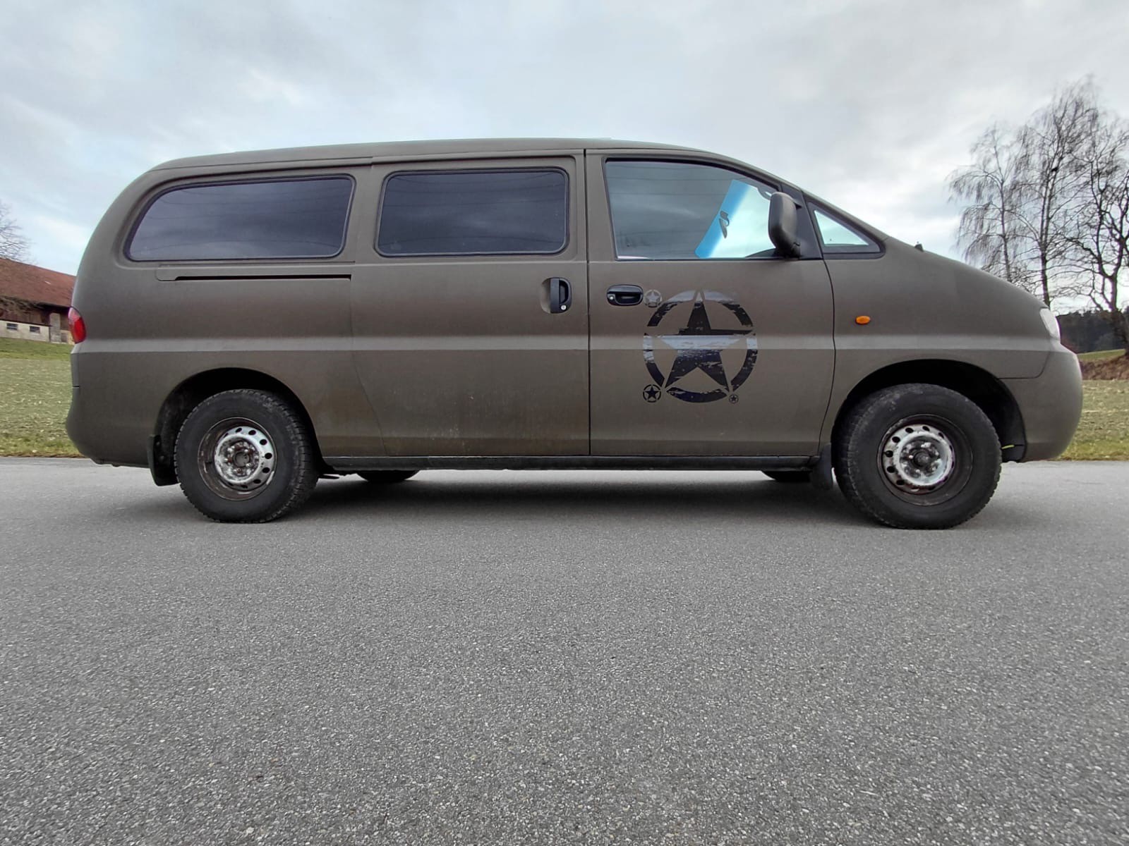 HYUNDAI-image-4