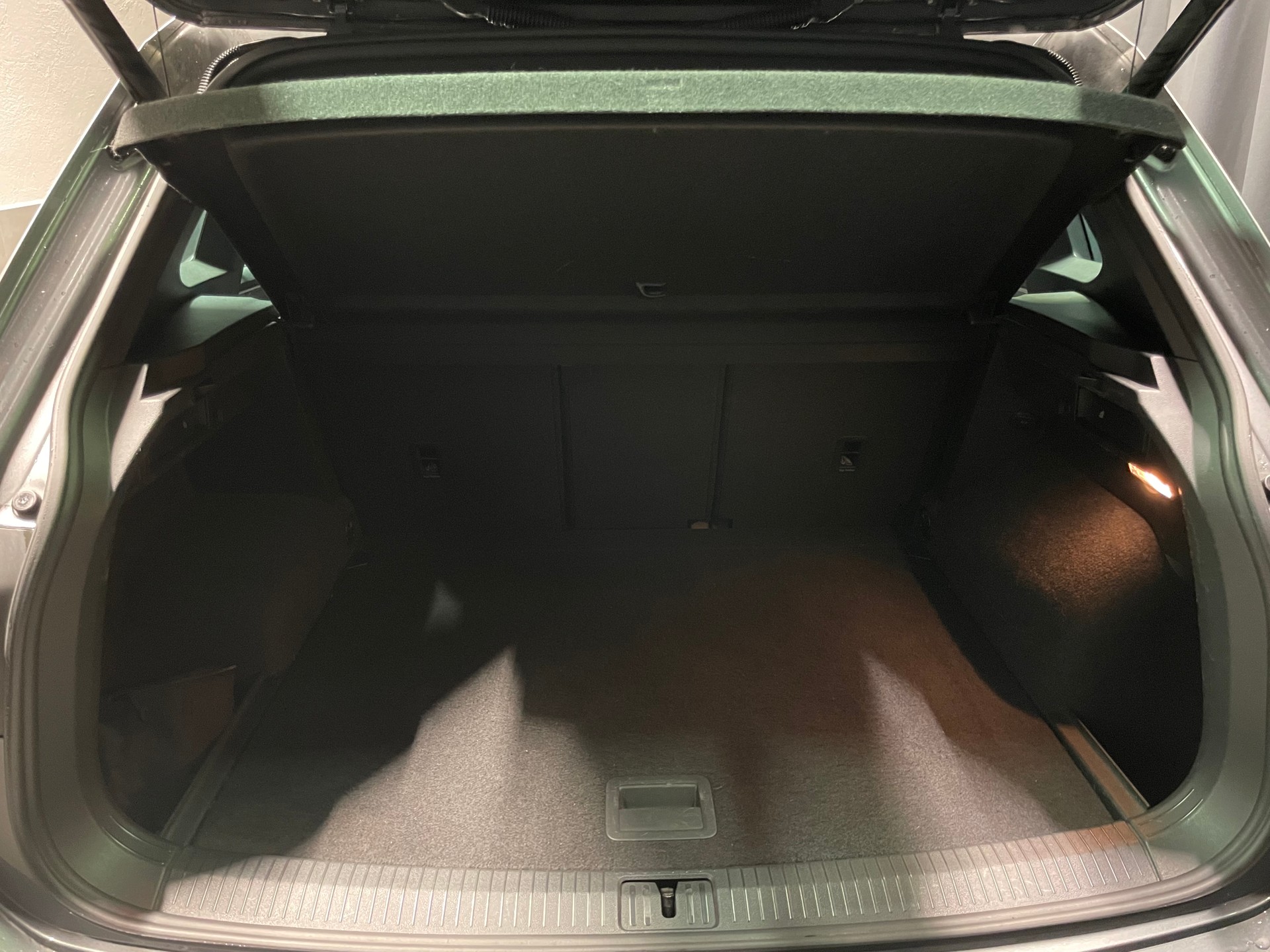 VW Tiguan 2.0TSI R-line 4Motion DSG (32)-image-20